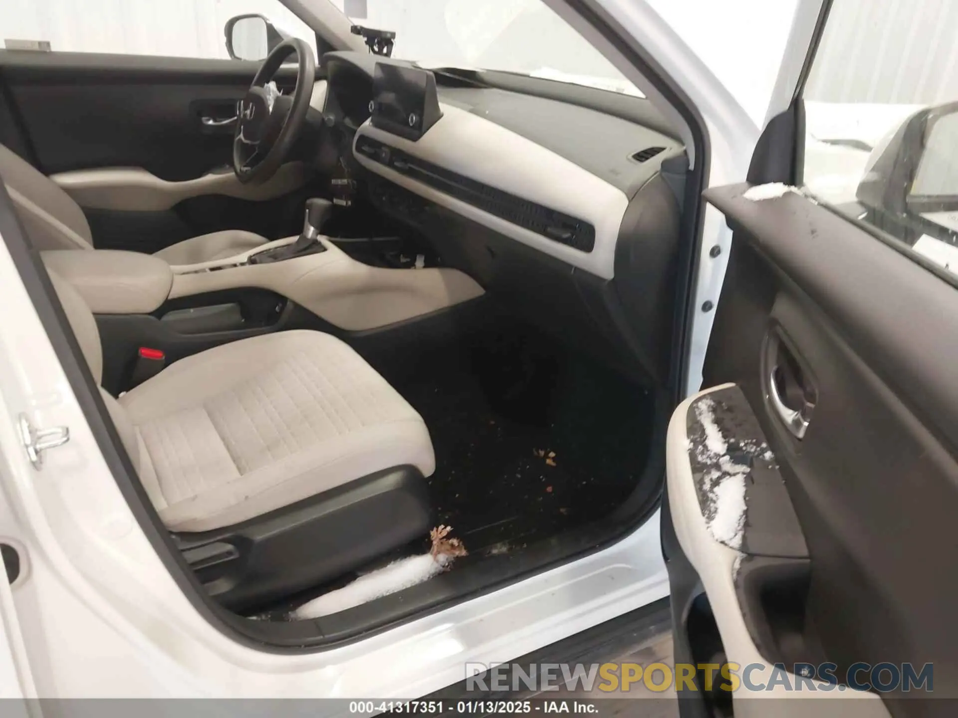 5 fotografías del automóvil dañado 3CZRZ2H31PM741766 HONDA HR-V 2023