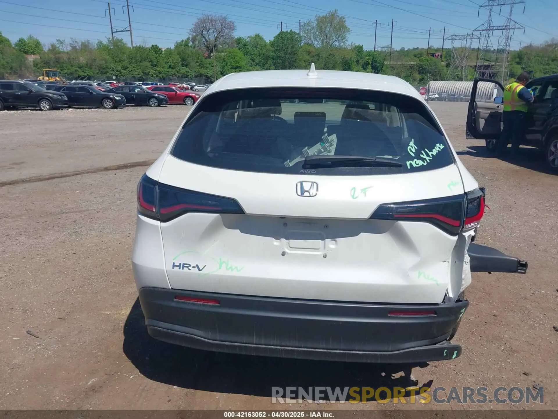 17 fotografías del automóvil dañado 3CZRZ2H36PM706995 HONDA HR-V 2023