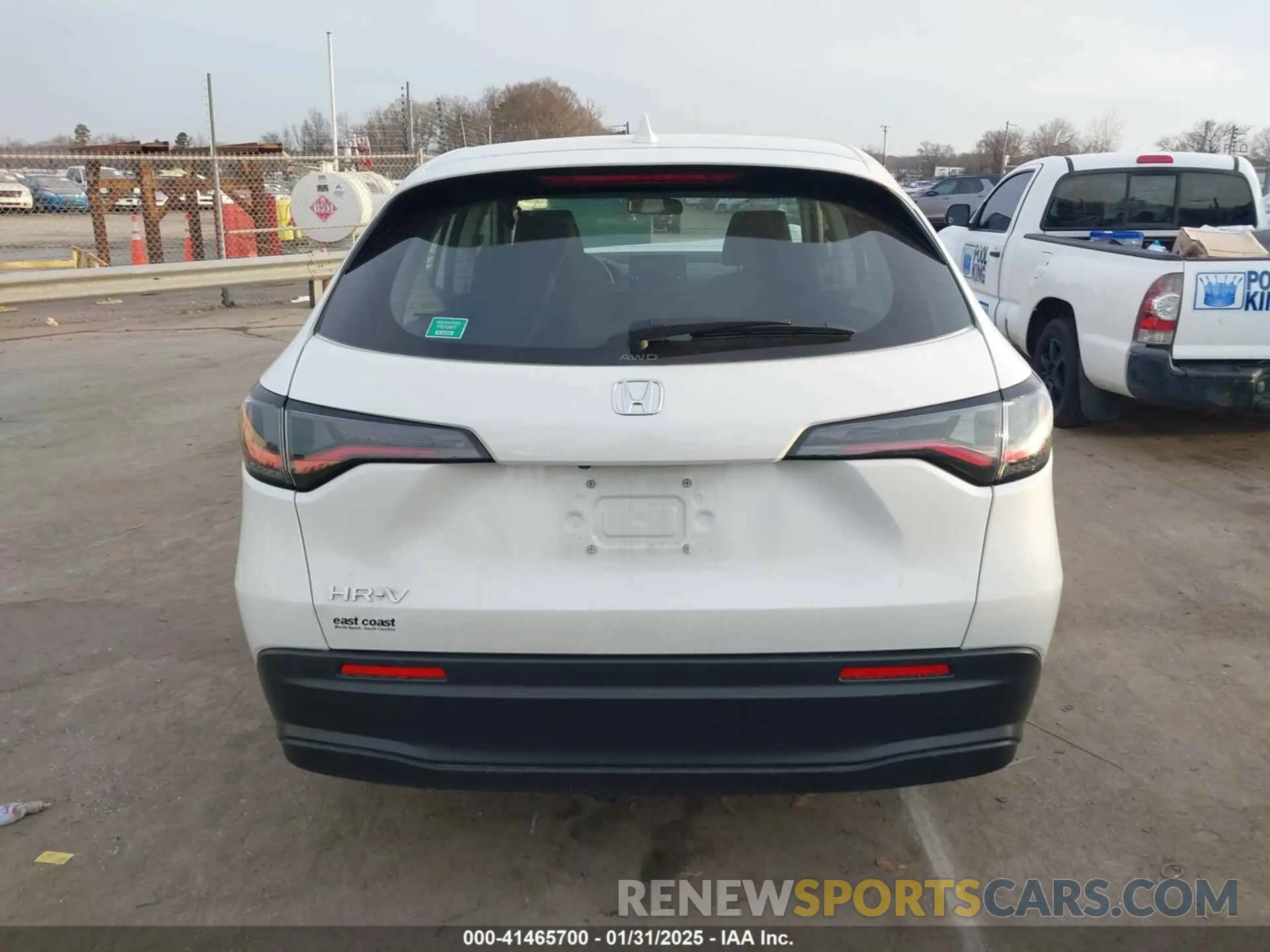 17 fotografías del automóvil dañado 3CZRZ2H36PM742038 HONDA HR-V 2023