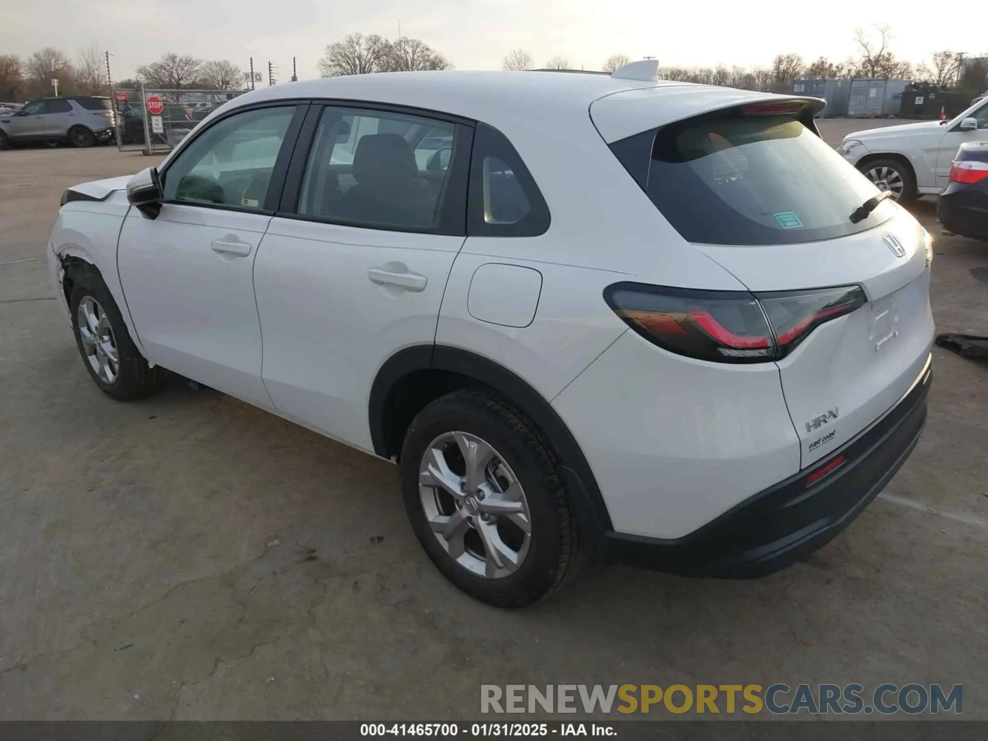 3 fotografías del automóvil dañado 3CZRZ2H36PM742038 HONDA HR-V 2023