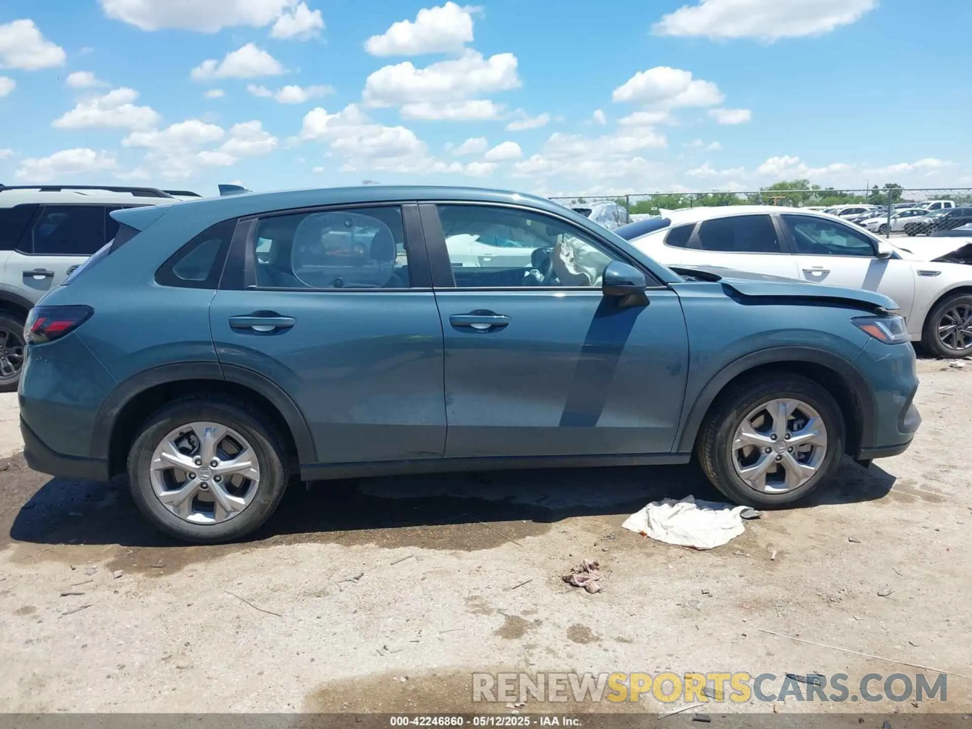 13 fotografías del automóvil dañado 3CZRZ2H36PM742623 HONDA HR-V 2023