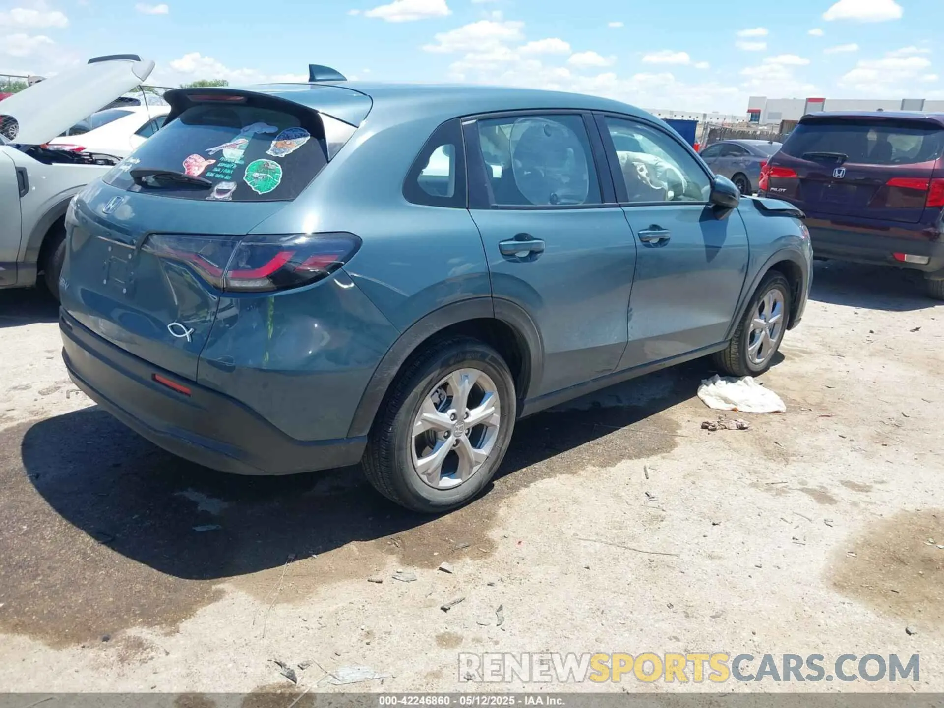 4 fotografías del automóvil dañado 3CZRZ2H36PM742623 HONDA HR-V 2023