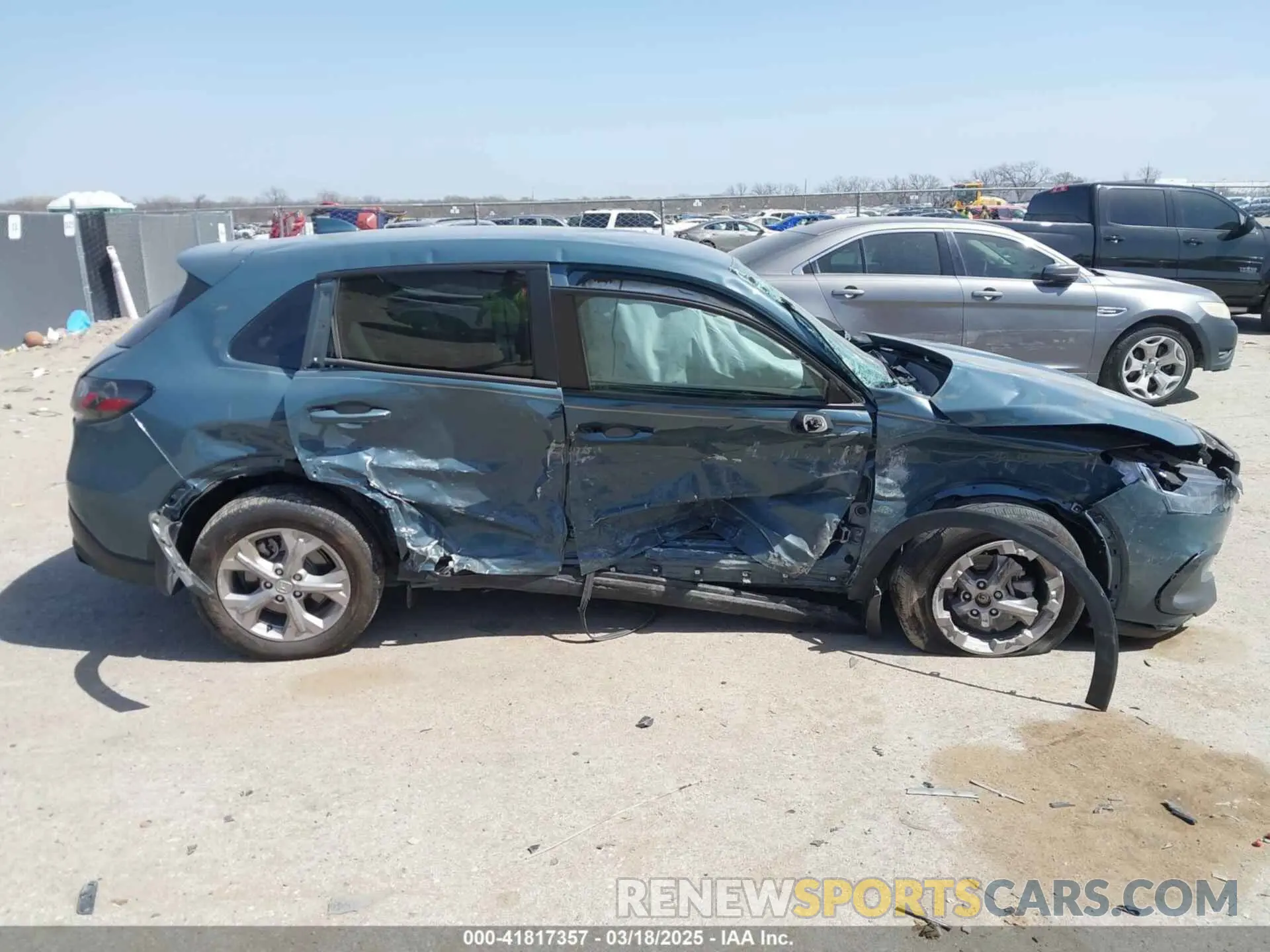 13 fotografías del automóvil dañado 3CZRZ2H39PM726982 HONDA HR-V 2023