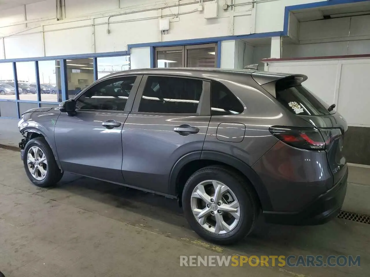 2 fotografías del automóvil dañado 3CZRZ2H3XPM734976 HONDA HR-V 2023