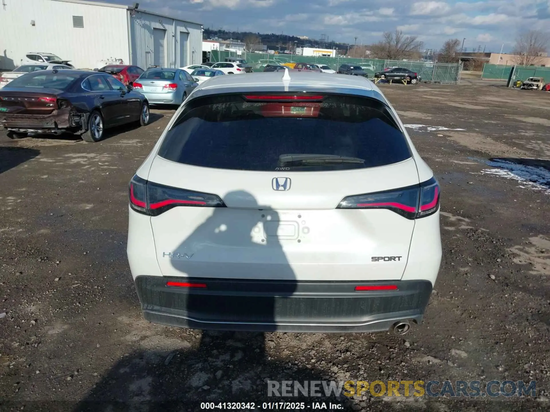 16 fotografías del automóvil dañado 3CZRZ2H56PM714015 HONDA HR-V 2023
