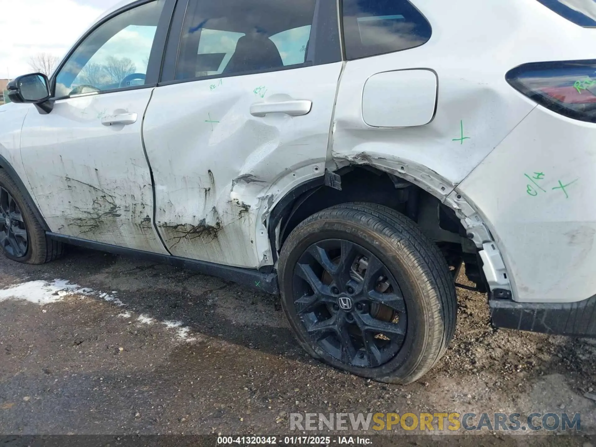 6 fotografías del automóvil dañado 3CZRZ2H56PM714015 HONDA HR-V 2023