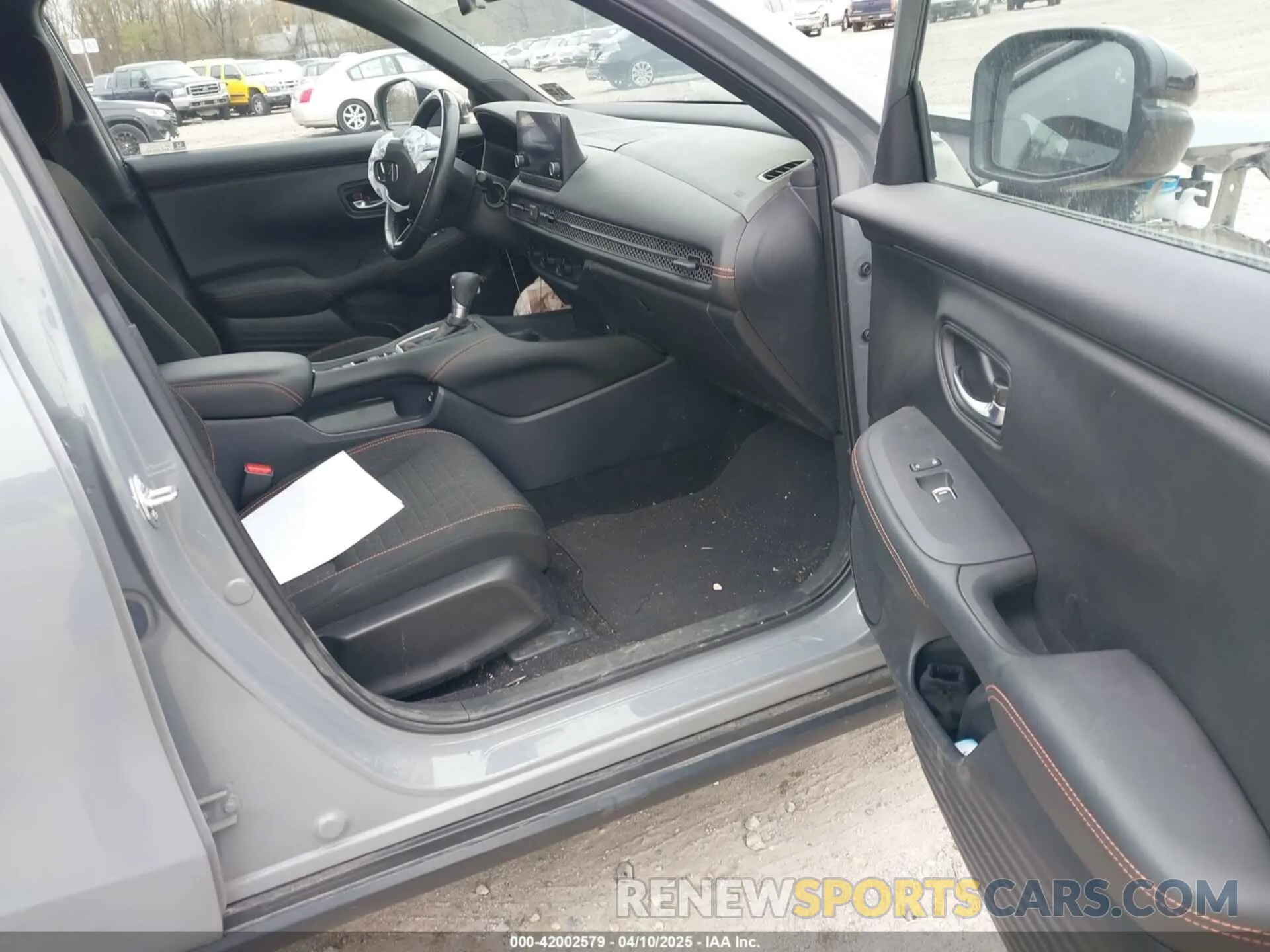 5 fotografías del automóvil dañado 3CZRZ2H57PM723838 HONDA HR-V 2023