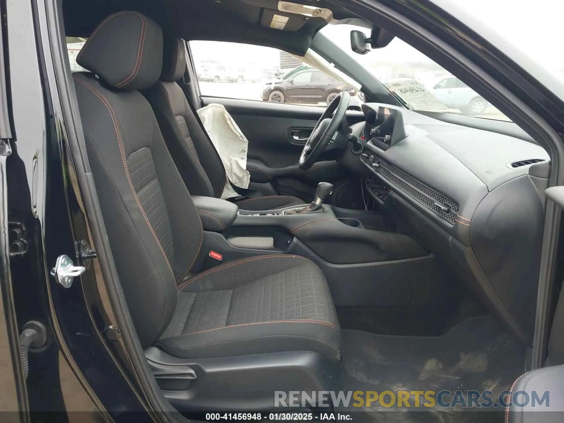 5 fotografías del automóvil dañado 3CZRZ2H57PM728568 HONDA HR-V 2023