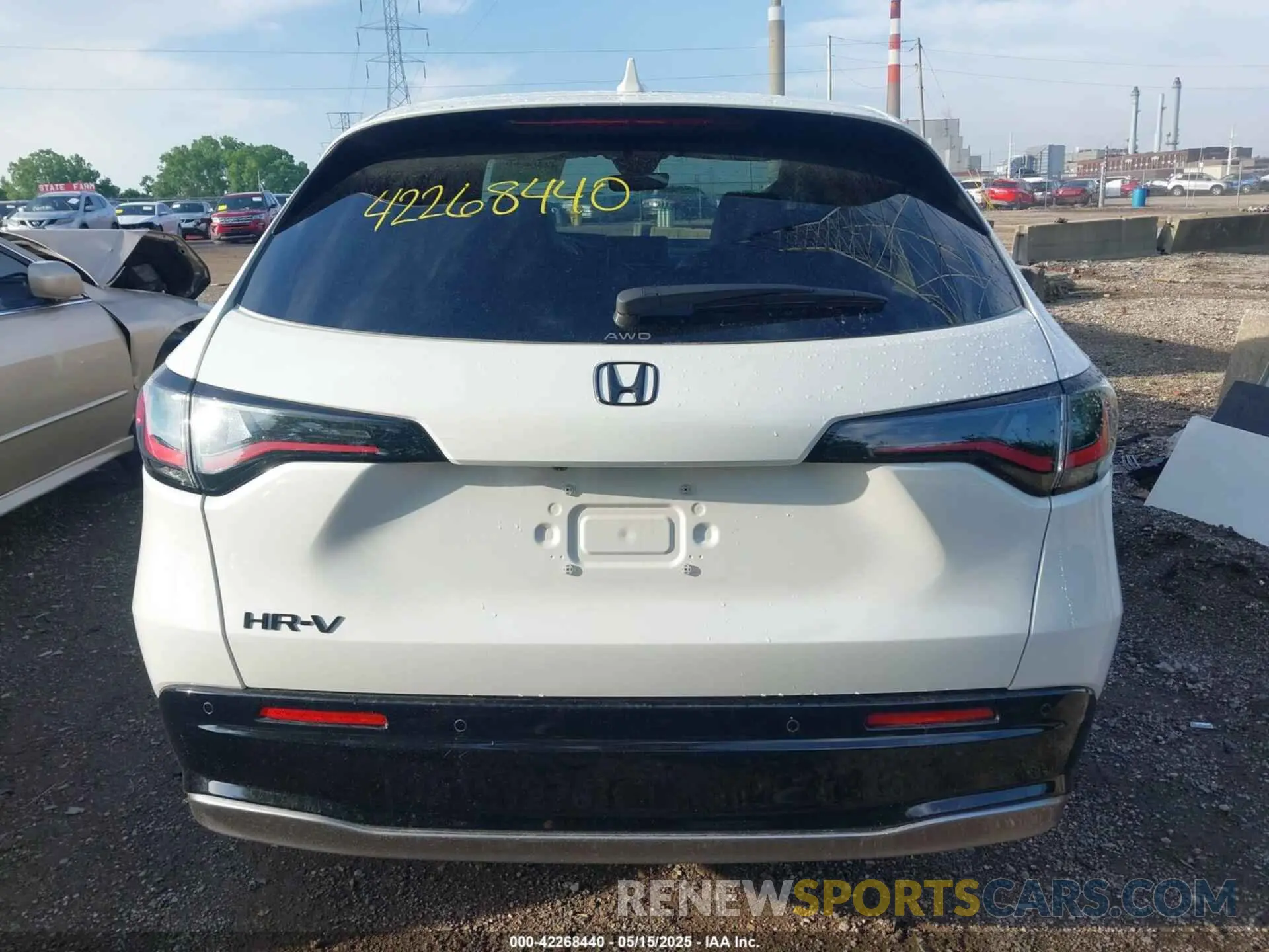 16 fotografías del automóvil dañado 3CZRZ2H71PM719270 HONDA HR-V 2023