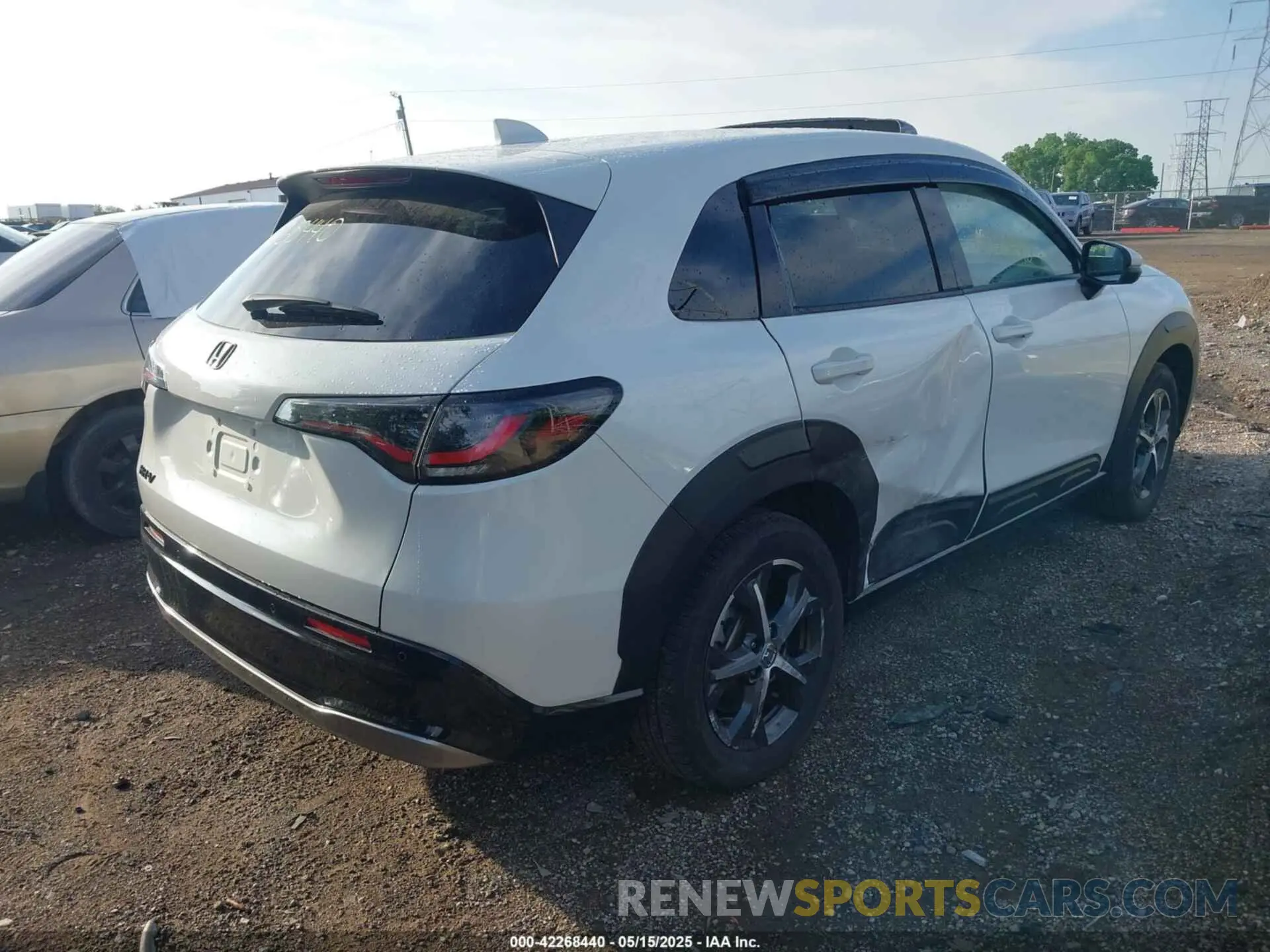 4 fotografías del automóvil dañado 3CZRZ2H71PM719270 HONDA HR-V 2023