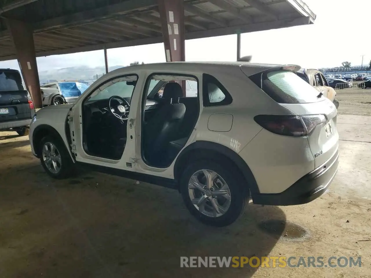 2 fotografías del automóvil dañado 3CZRZ1H30RM731730 HONDA HR-V 2024