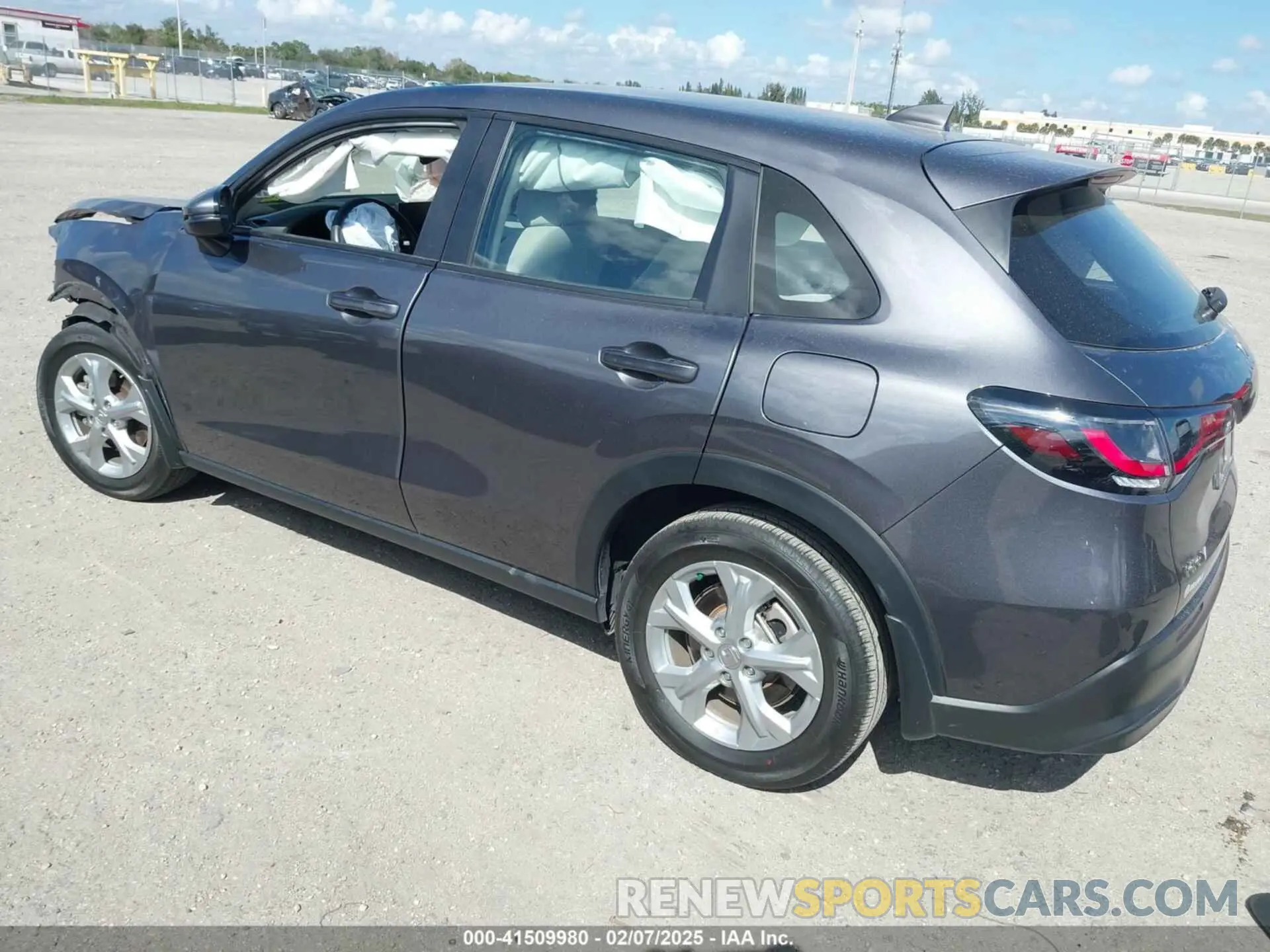 3 fotografías del automóvil dañado 3CZRZ1H33RM705509 HONDA HR-V 2024