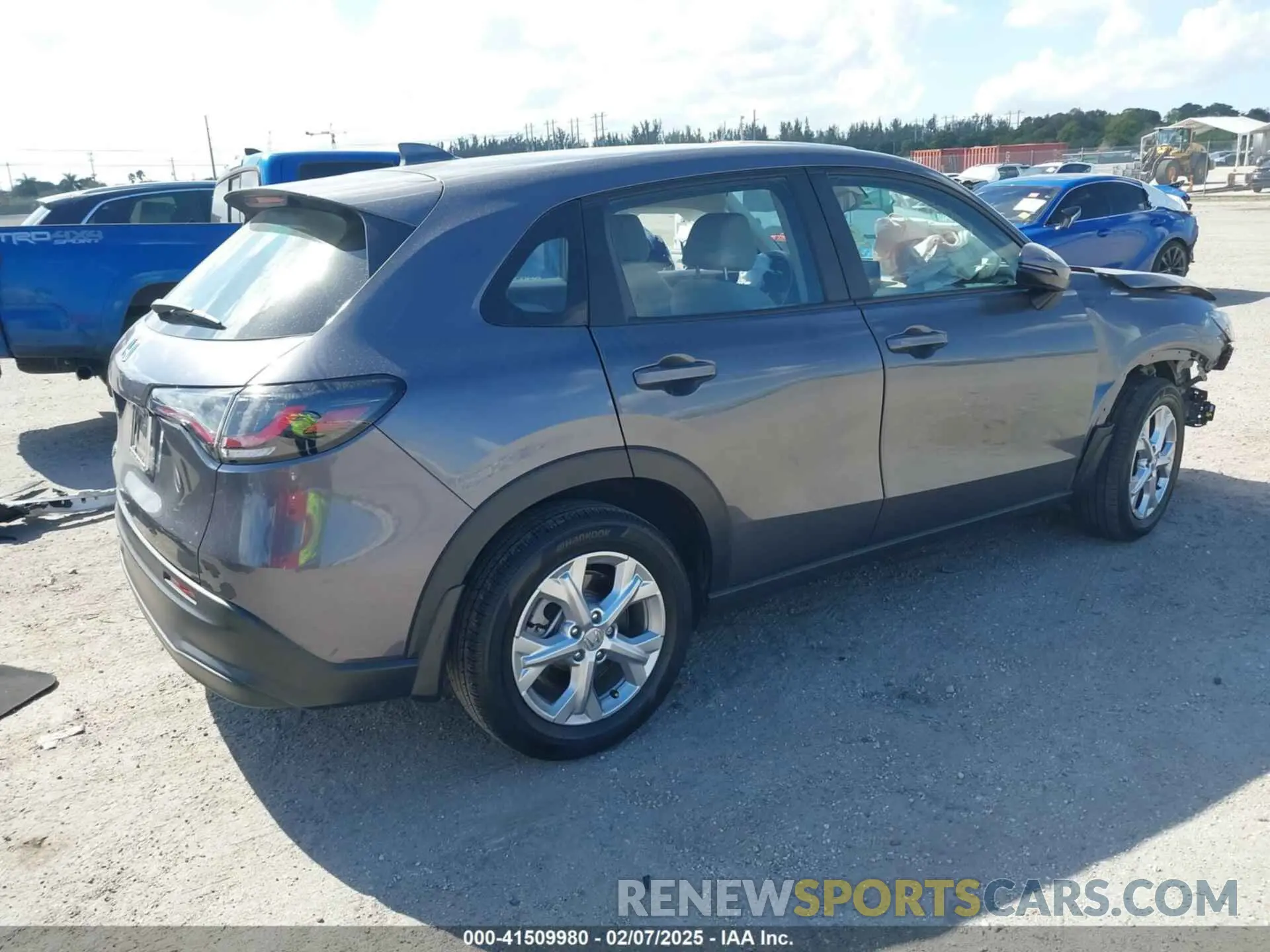4 fotografías del automóvil dañado 3CZRZ1H33RM705509 HONDA HR-V 2024