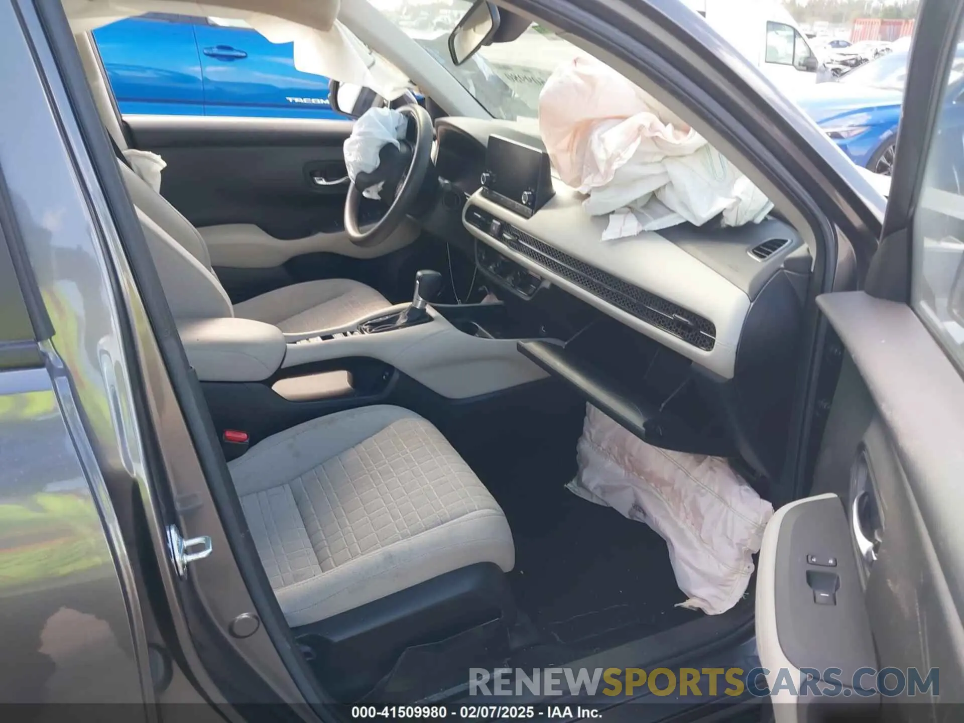 5 fotografías del automóvil dañado 3CZRZ1H33RM705509 HONDA HR-V 2024