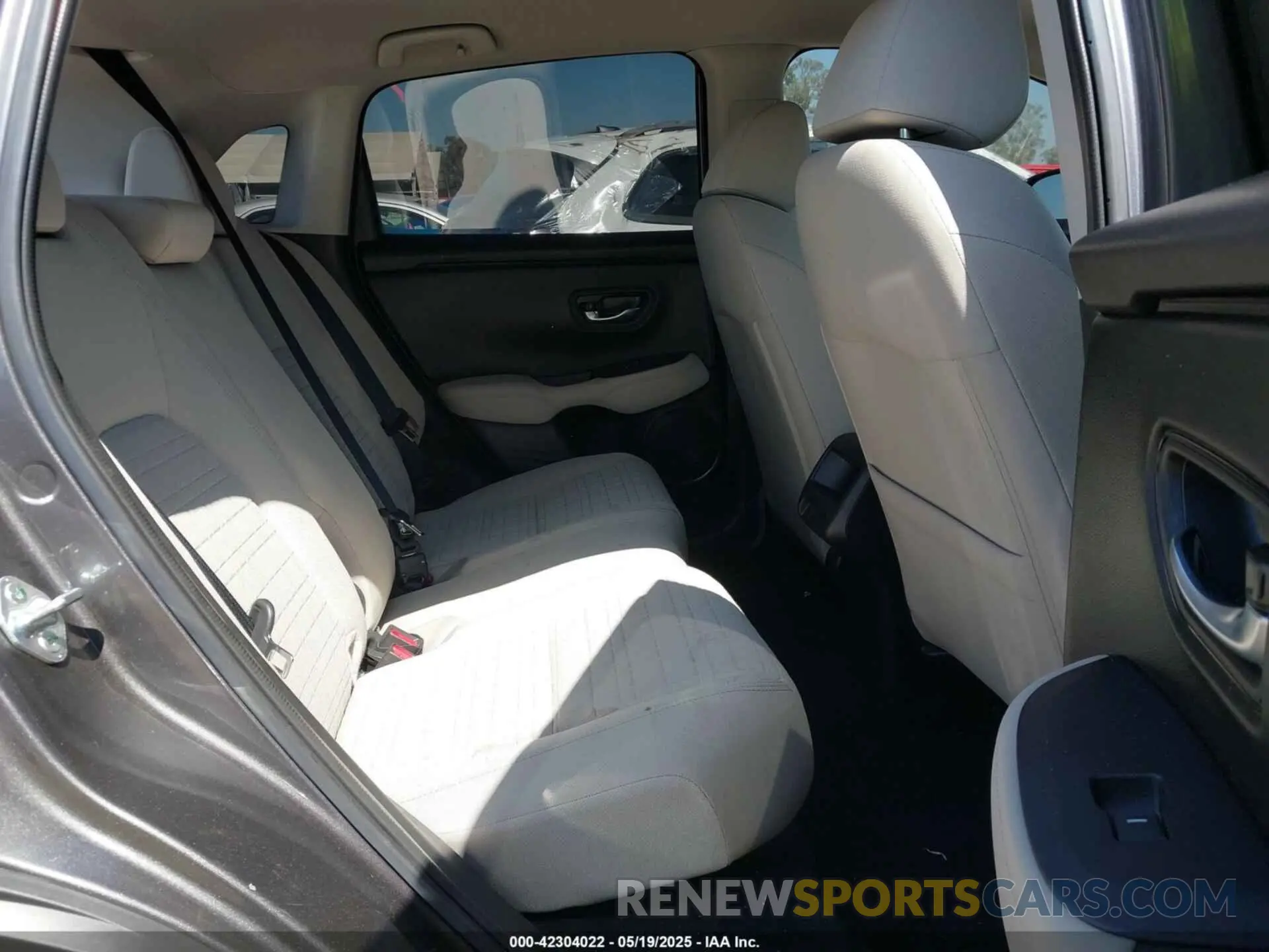 8 fotografías del automóvil dañado 3CZRZ1H36RM716066 HONDA HR-V 2024