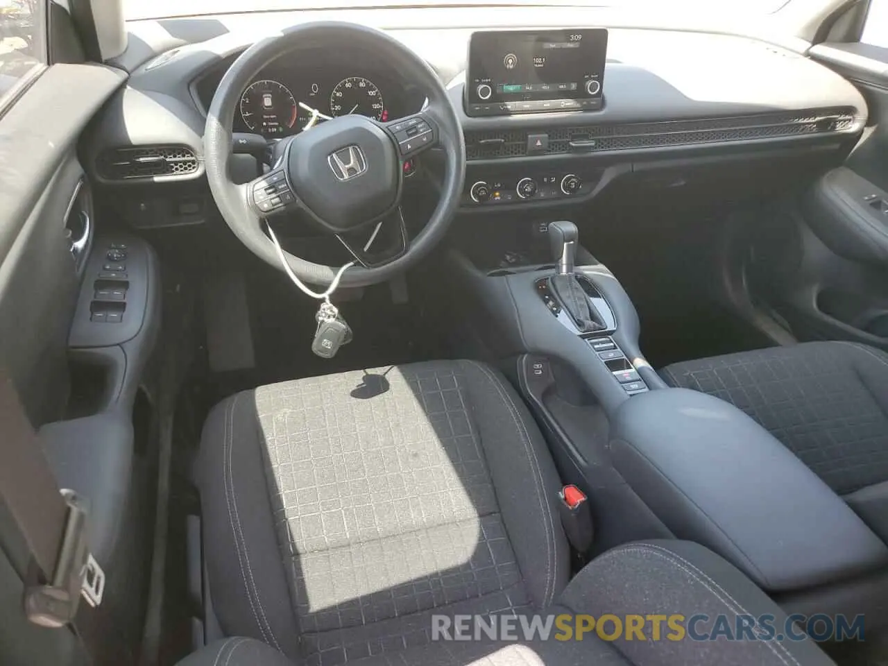 8 fotografías del automóvil dañado 3CZRZ1H3XRM756957 HONDA HR-V 2024