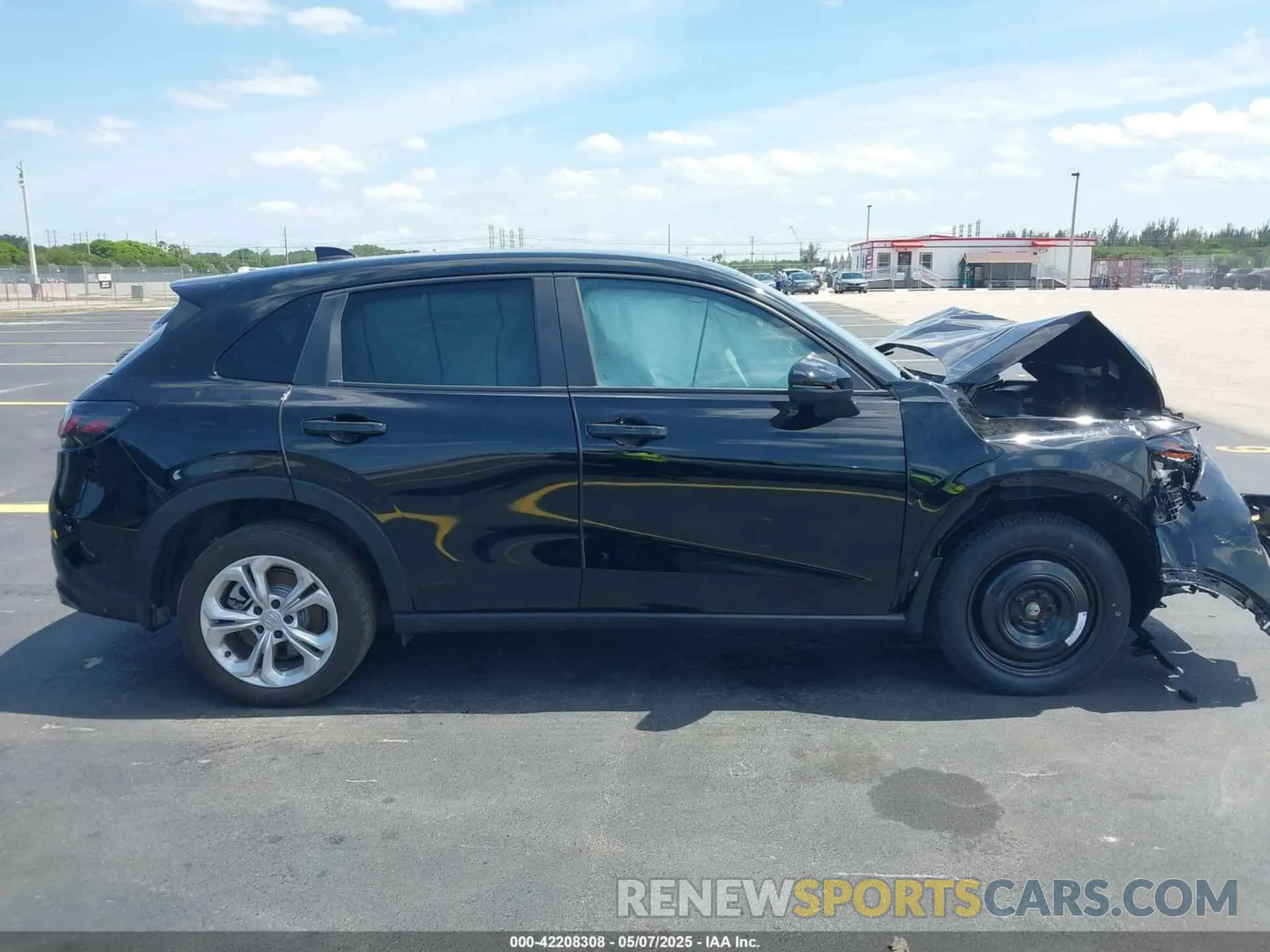 14 fotografías del automóvil dañado 3CZRZ1H51RM703162 HONDA HR-V 2024