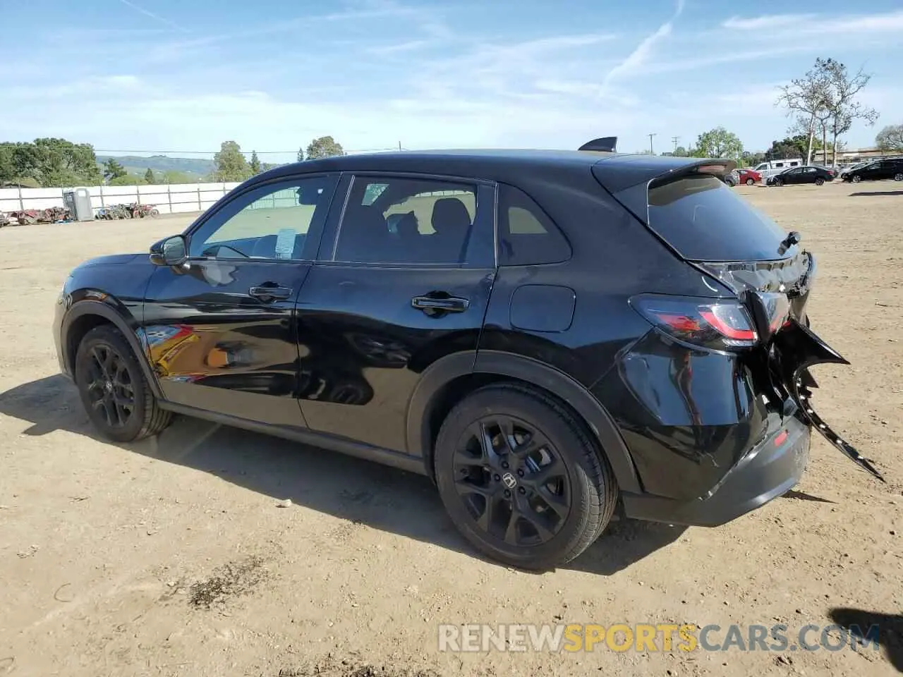 2 fotografías del automóvil dañado 3CZRZ1H51RM717160 HONDA HR-V 2024