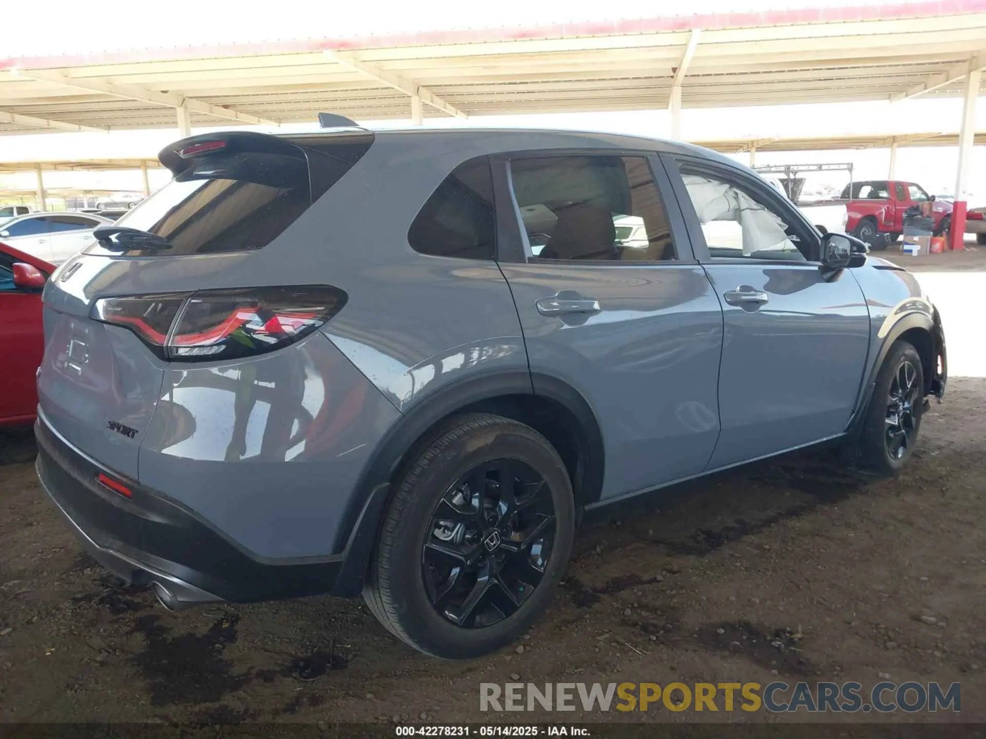 4 fotografías del automóvil dañado 3CZRZ1H52RM721296 HONDA HR-V 2024
