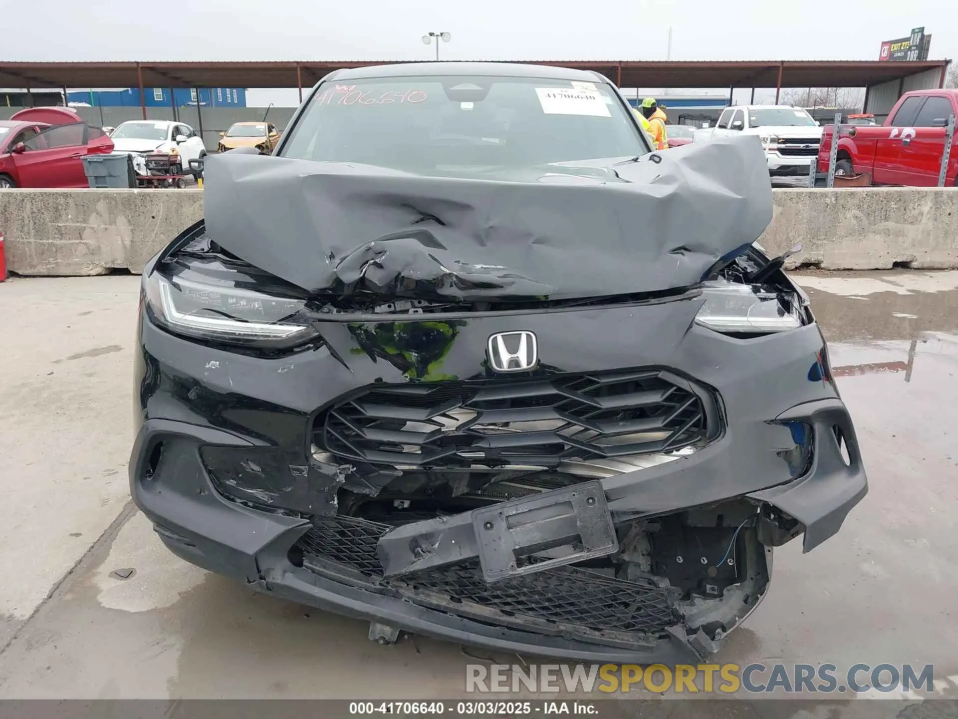 13 fotografías del automóvil dañado 3CZRZ1H52RM745677 HONDA HR-V 2024