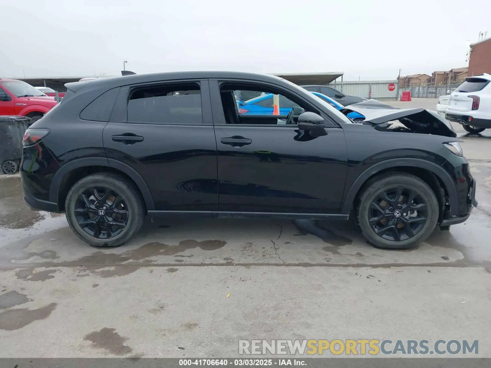 14 fotografías del automóvil dañado 3CZRZ1H52RM745677 HONDA HR-V 2024