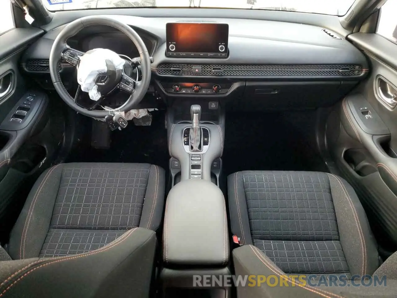 8 fotografías del automóvil dañado 3CZRZ1H52RM754153 HONDA HR-V 2024