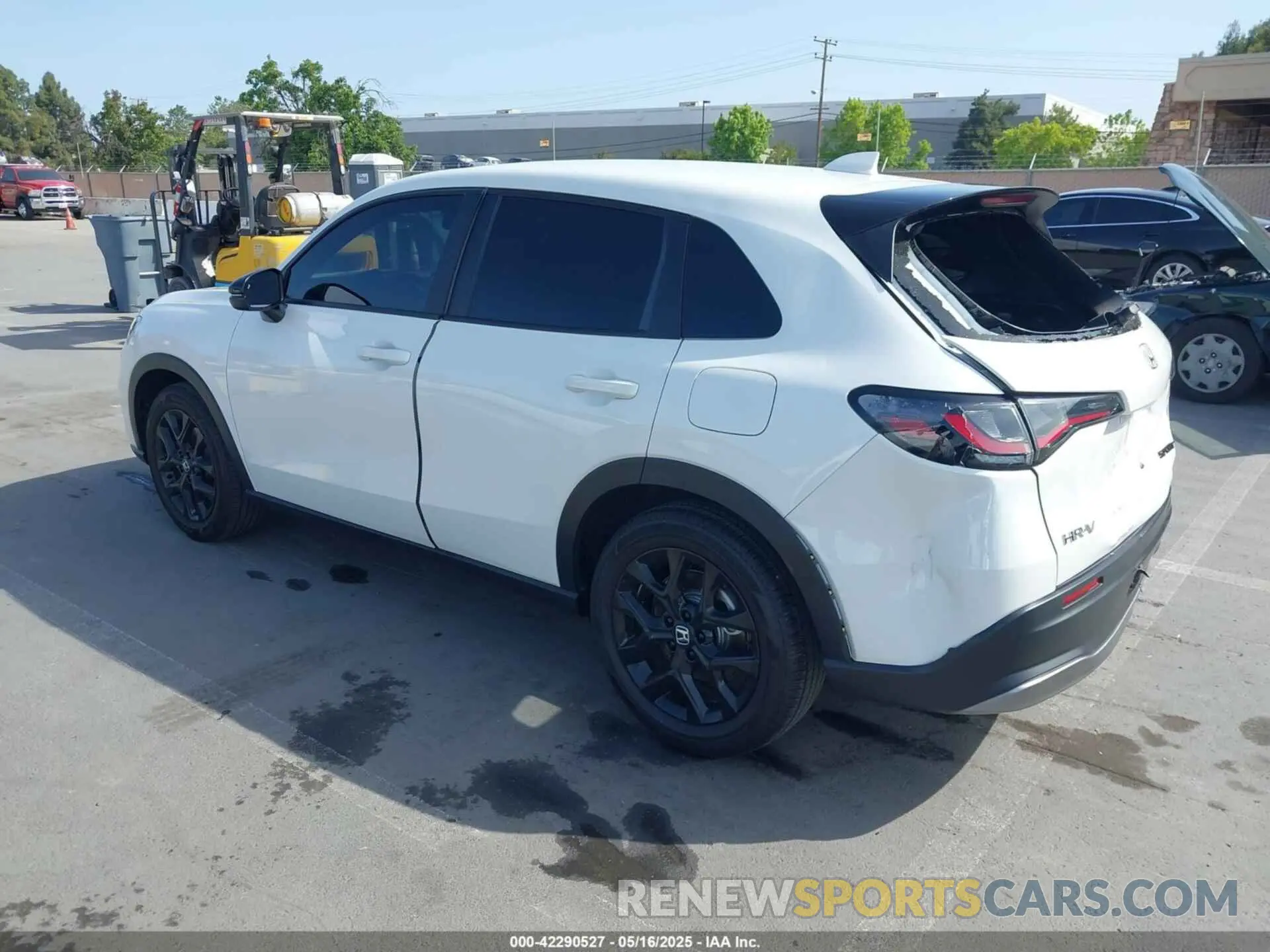 3 fotografías del automóvil dañado 3CZRZ1H53RM732713 HONDA HR-V 2024