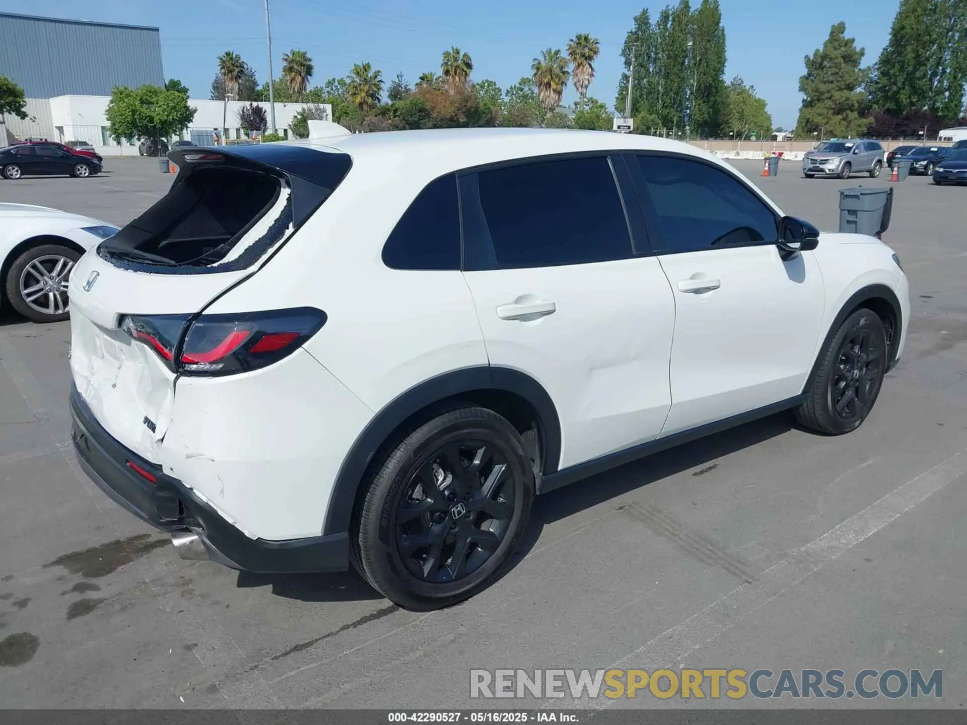 4 fotografías del automóvil dañado 3CZRZ1H53RM732713 HONDA HR-V 2024
