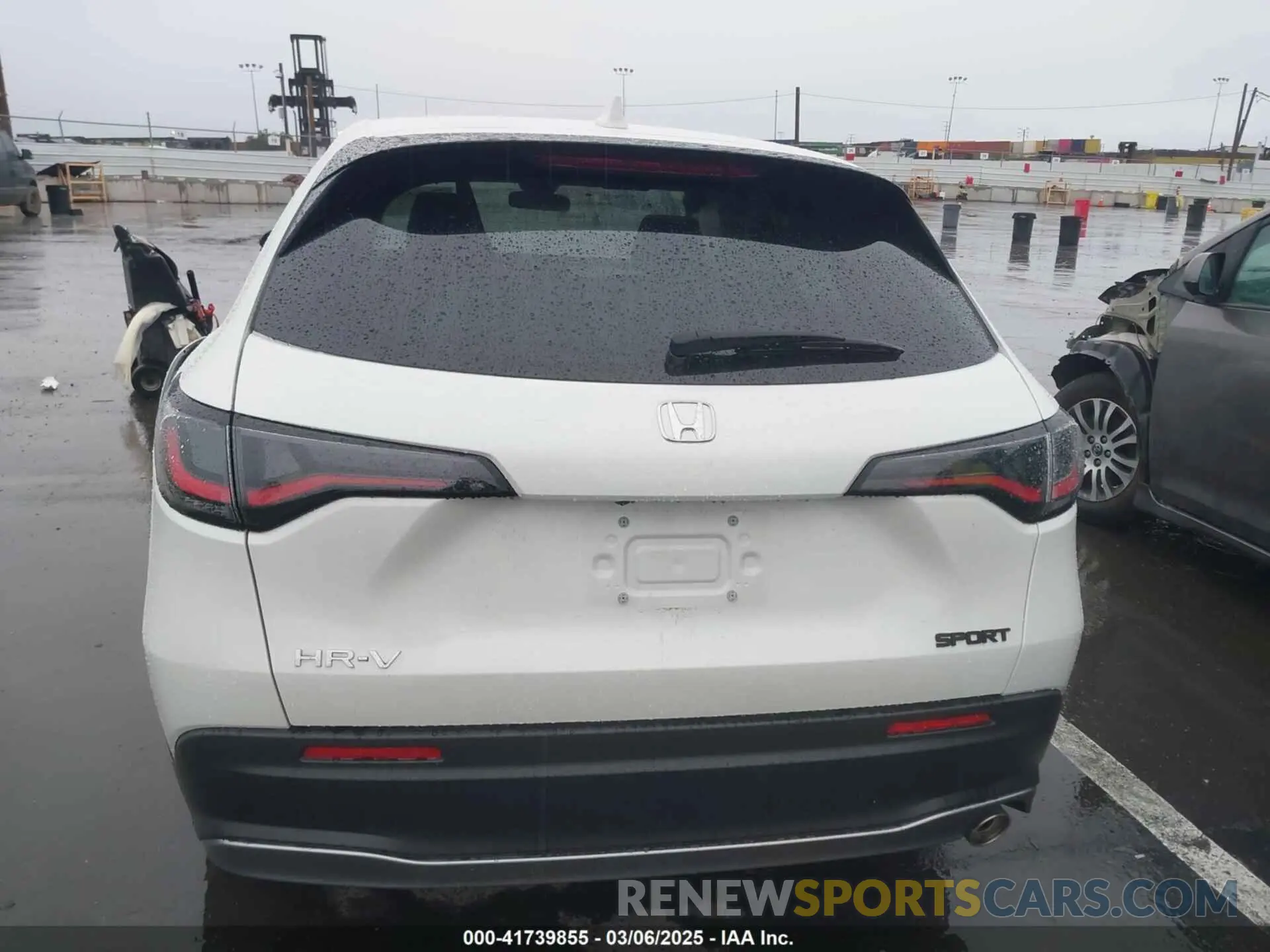 16 fotografías del automóvil dañado 3CZRZ1H55RM742613 HONDA HR-V 2024