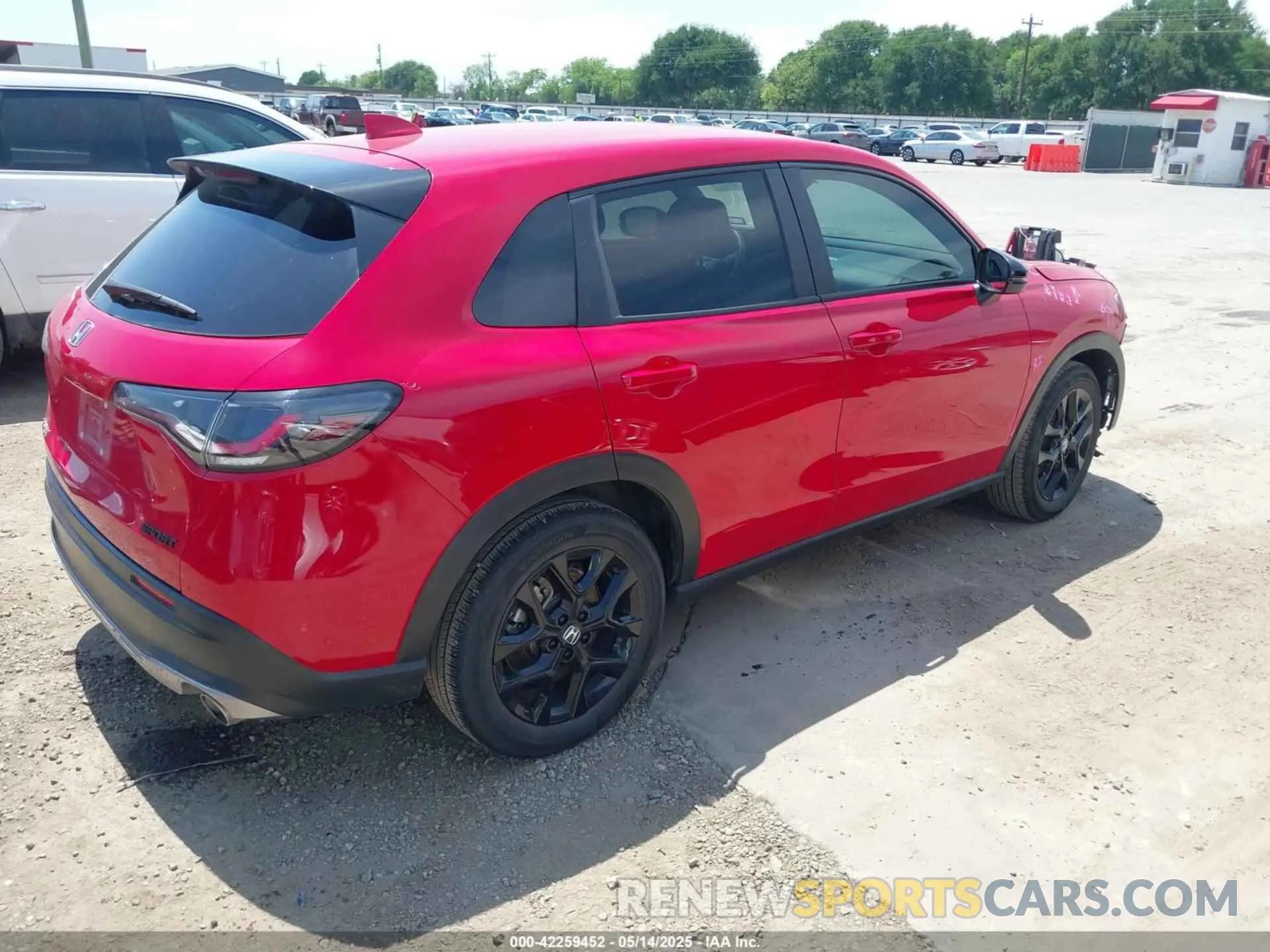 4 fotografías del automóvil dañado 3CZRZ1H57RM737266 HONDA HR-V 2024