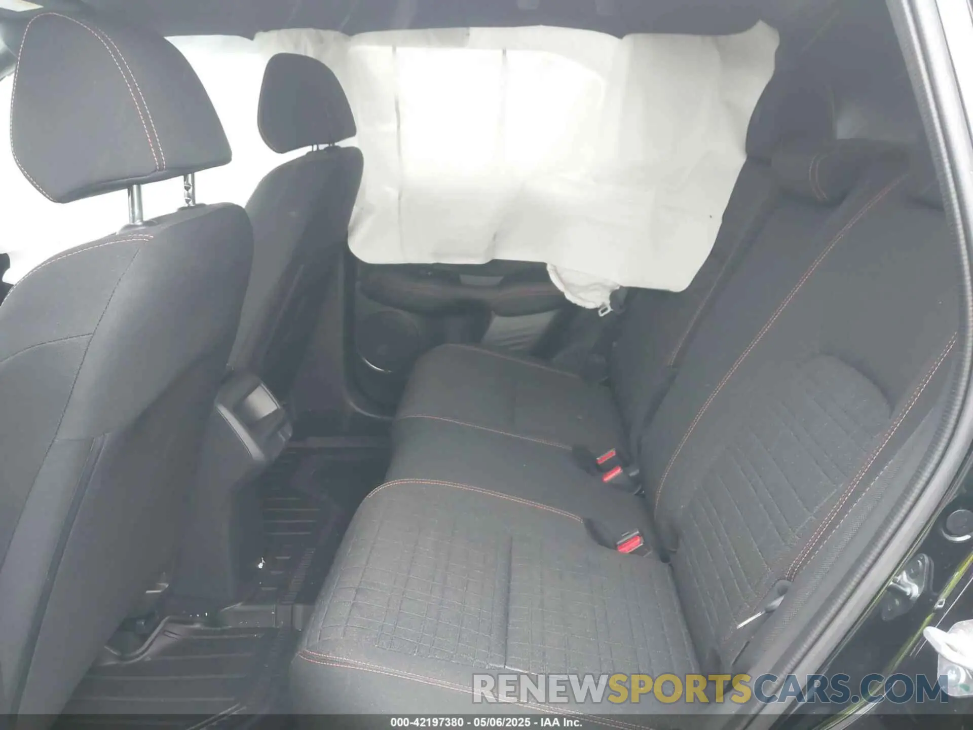 8 fotografías del automóvil dañado 3CZRZ1H57RM750003 HONDA HR-V 2024