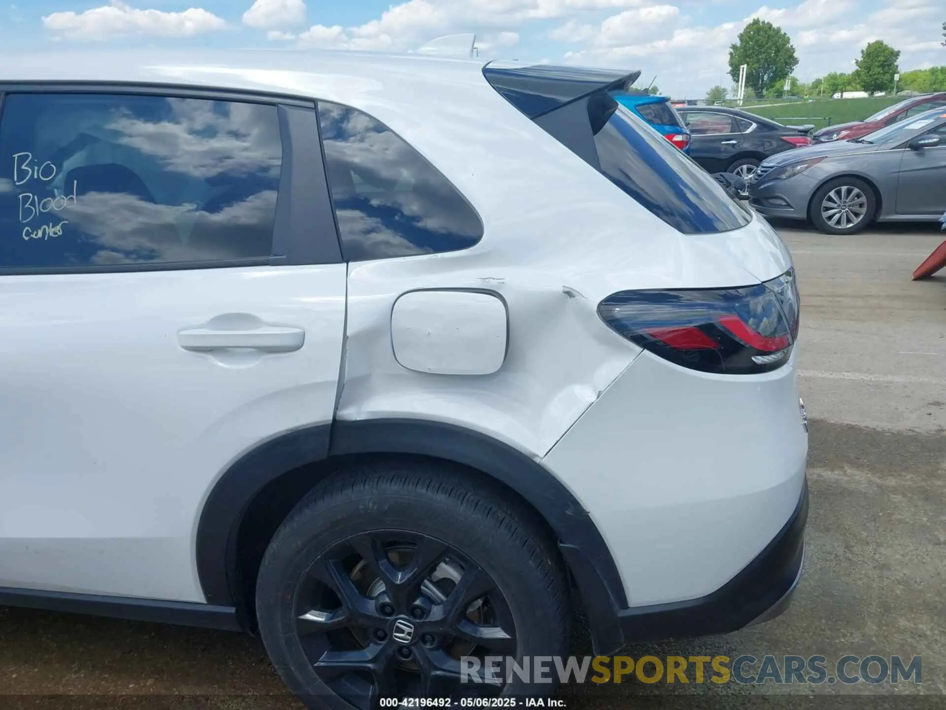 12 fotografías del automóvil dañado 3CZRZ1H57RM761566 HONDA HR-V 2024