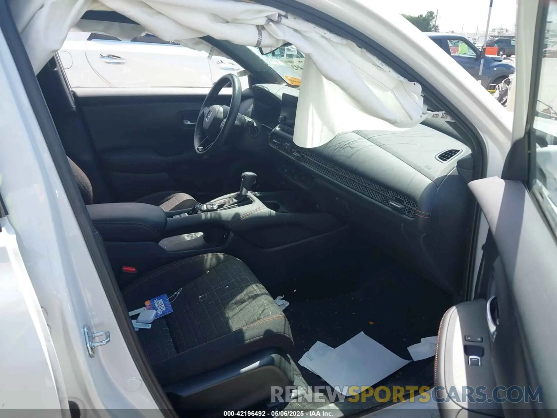 5 fotografías del automóvil dañado 3CZRZ1H57RM761566 HONDA HR-V 2024