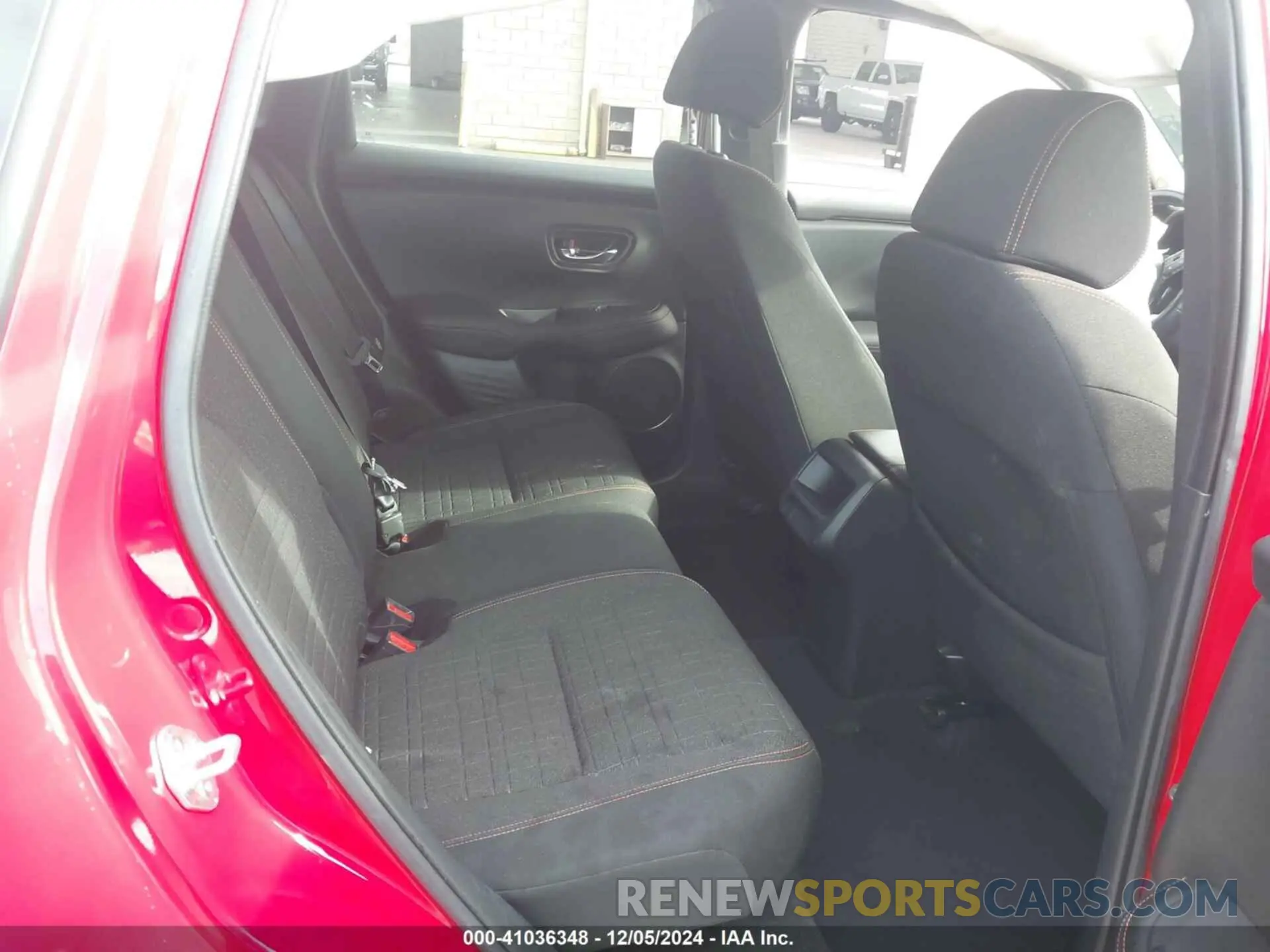 8 fotografías del automóvil dañado 3CZRZ1H58RM706561 HONDA HR-V 2024