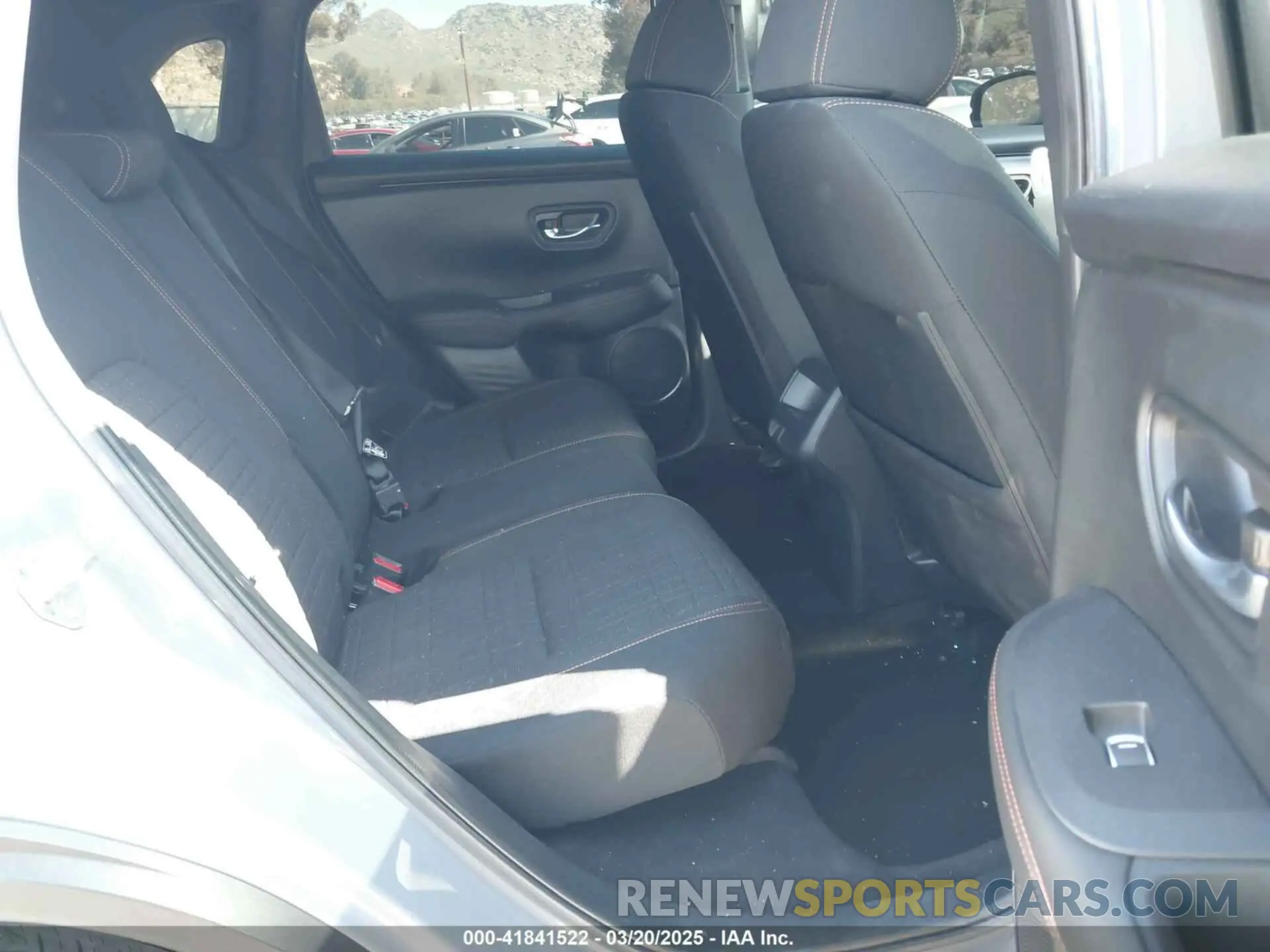 8 fotografías del automóvil dañado 3CZRZ1H58RM707029 HONDA HR-V 2024
