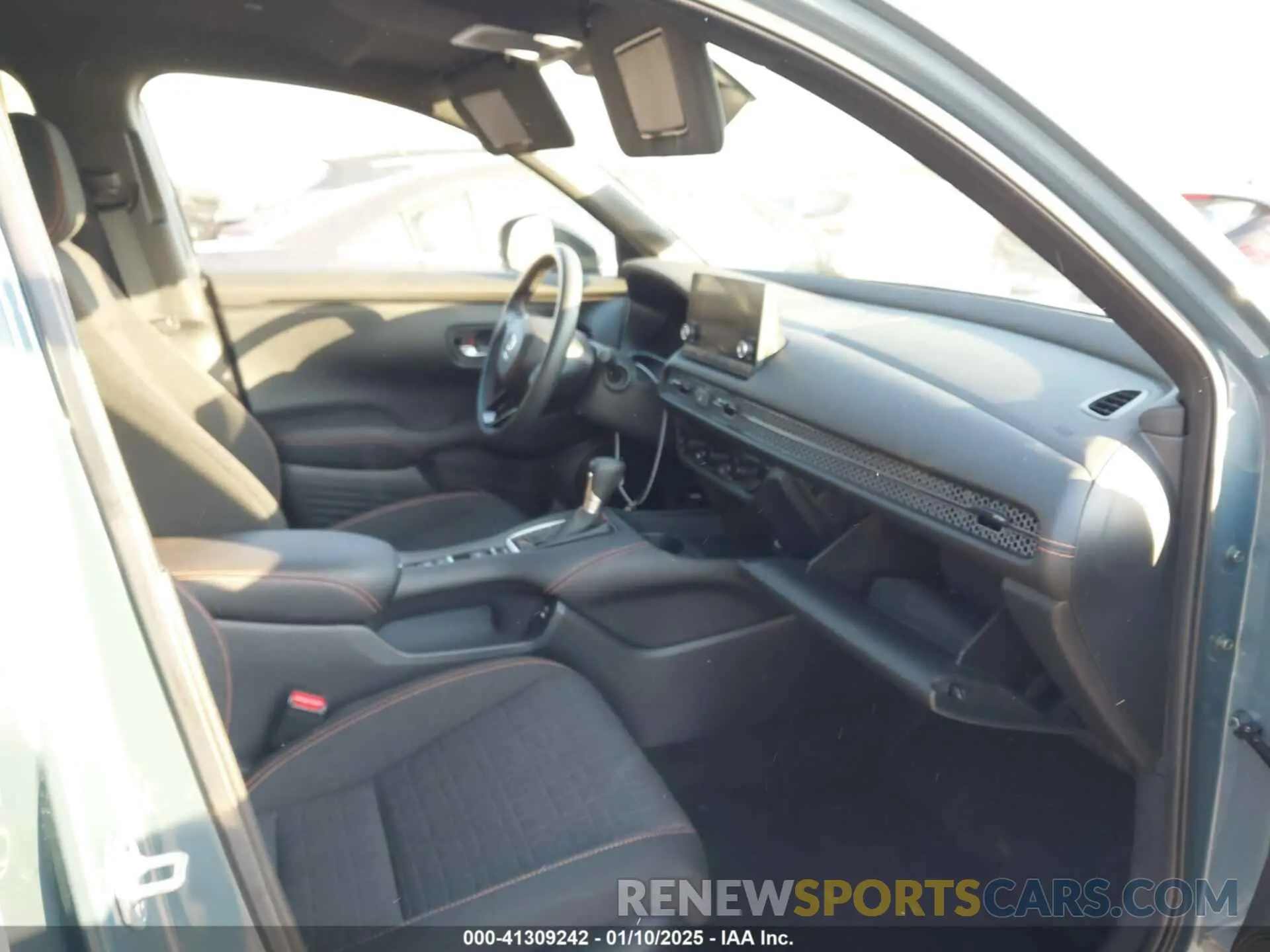 5 fotografías del automóvil dañado 3CZRZ1H58RM720248 HONDA HR-V 2024