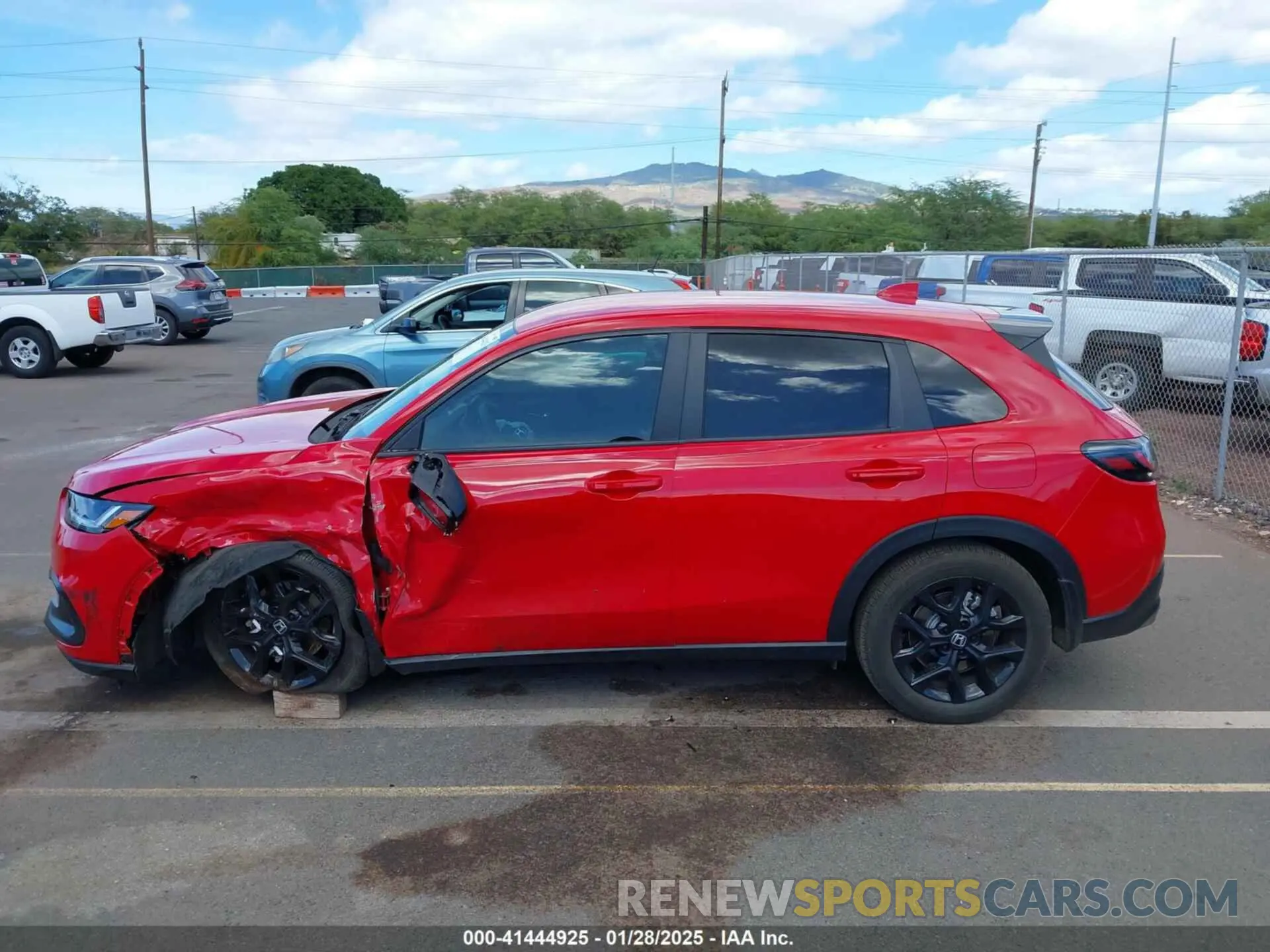 14 fotografías del automóvil dañado 3CZRZ1H58RM737244 HONDA HR-V 2024