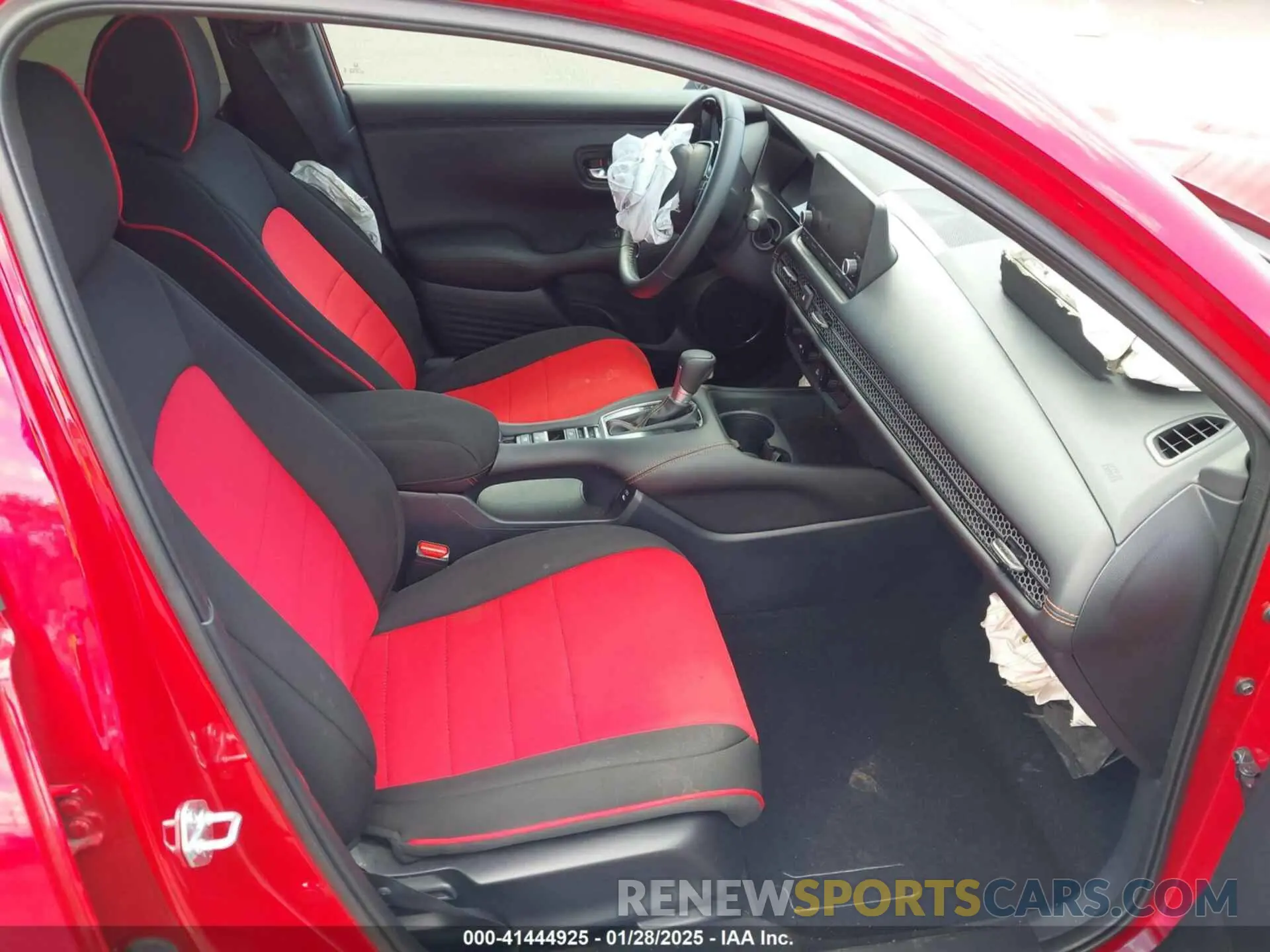 5 fotografías del automóvil dañado 3CZRZ1H58RM737244 HONDA HR-V 2024