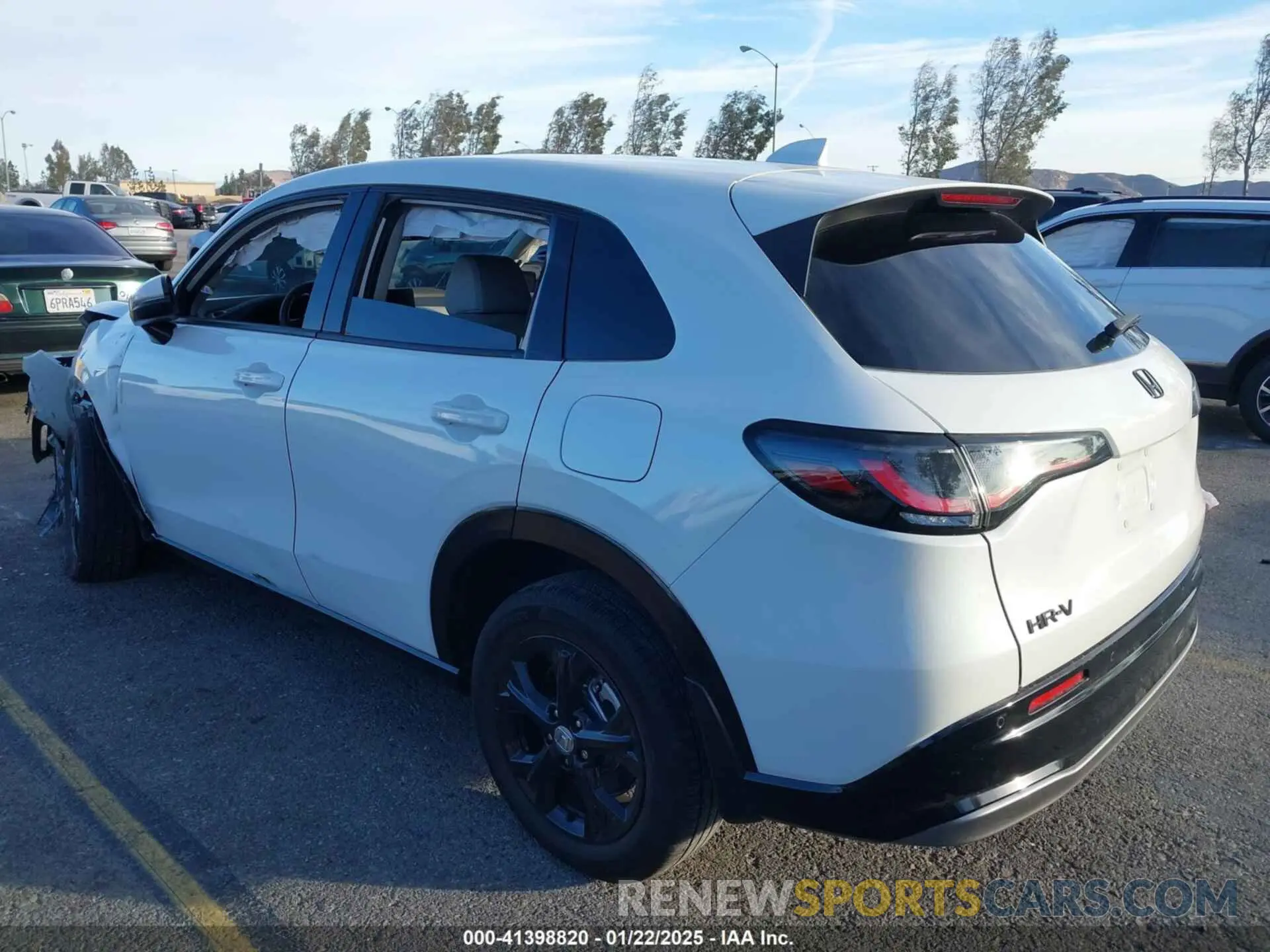 3 fotografías del automóvil dañado 3CZRZ1H74RM742281 HONDA HR-V 2024