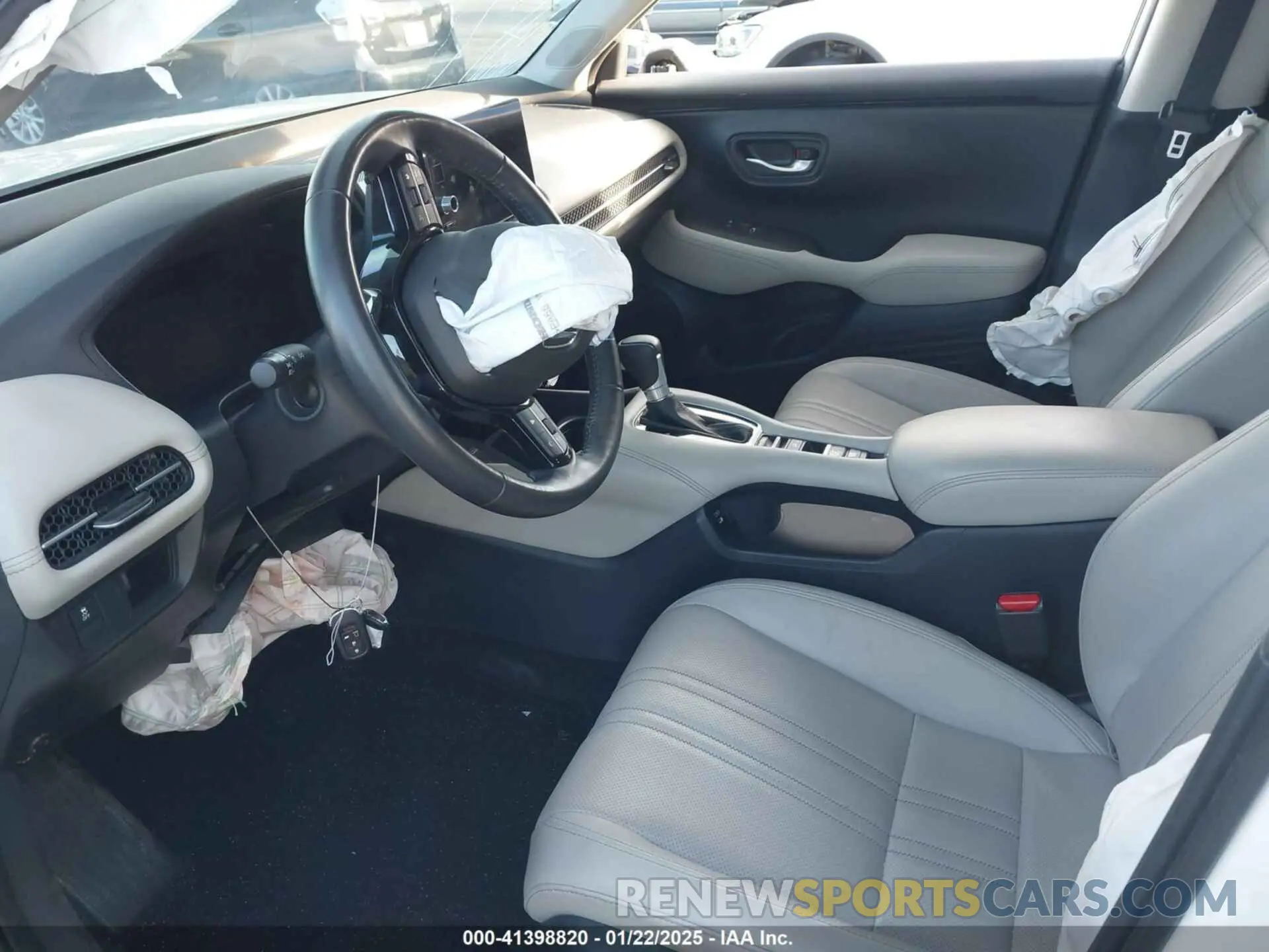 5 fotografías del automóvil dañado 3CZRZ1H74RM742281 HONDA HR-V 2024