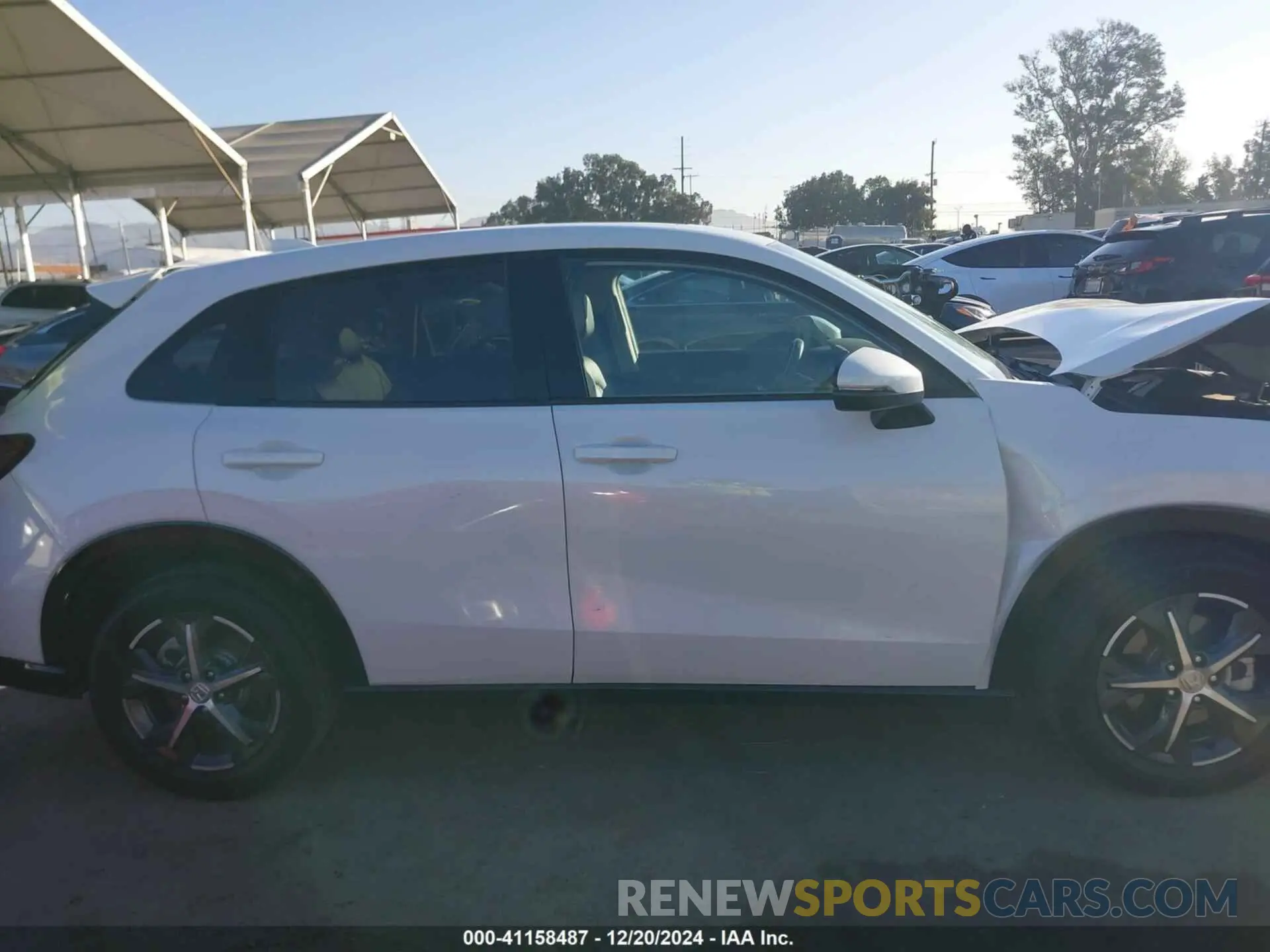 13 fotografías del automóvil dañado 3CZRZ1H75RM755170 HONDA HR-V 2024