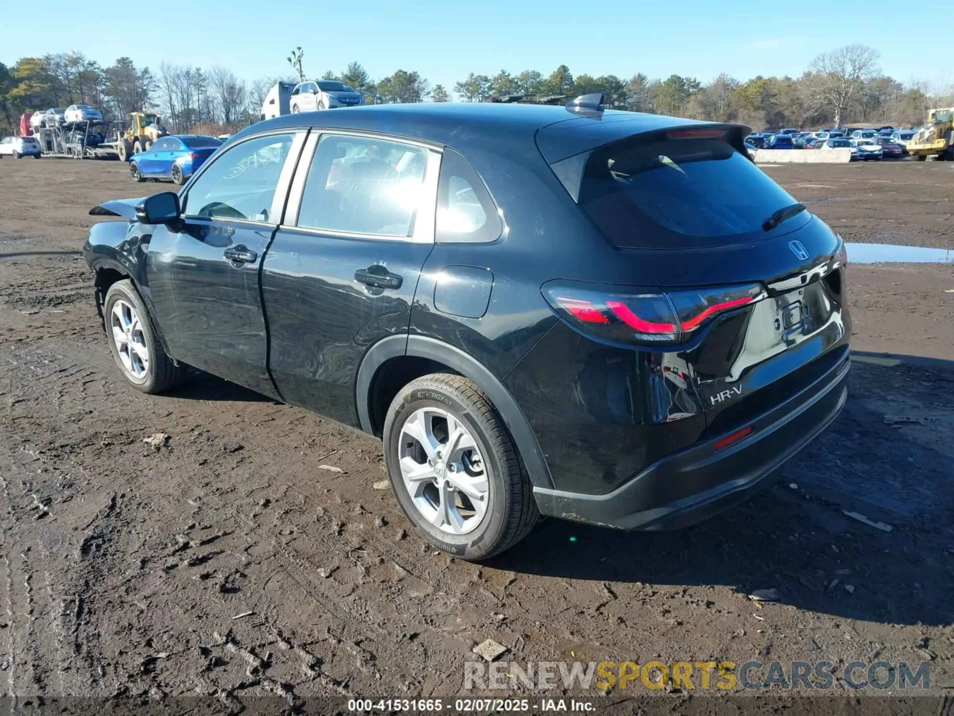 3 fotografías del automóvil dañado 3CZRZ2H30RM712679 HONDA HR-V 2024