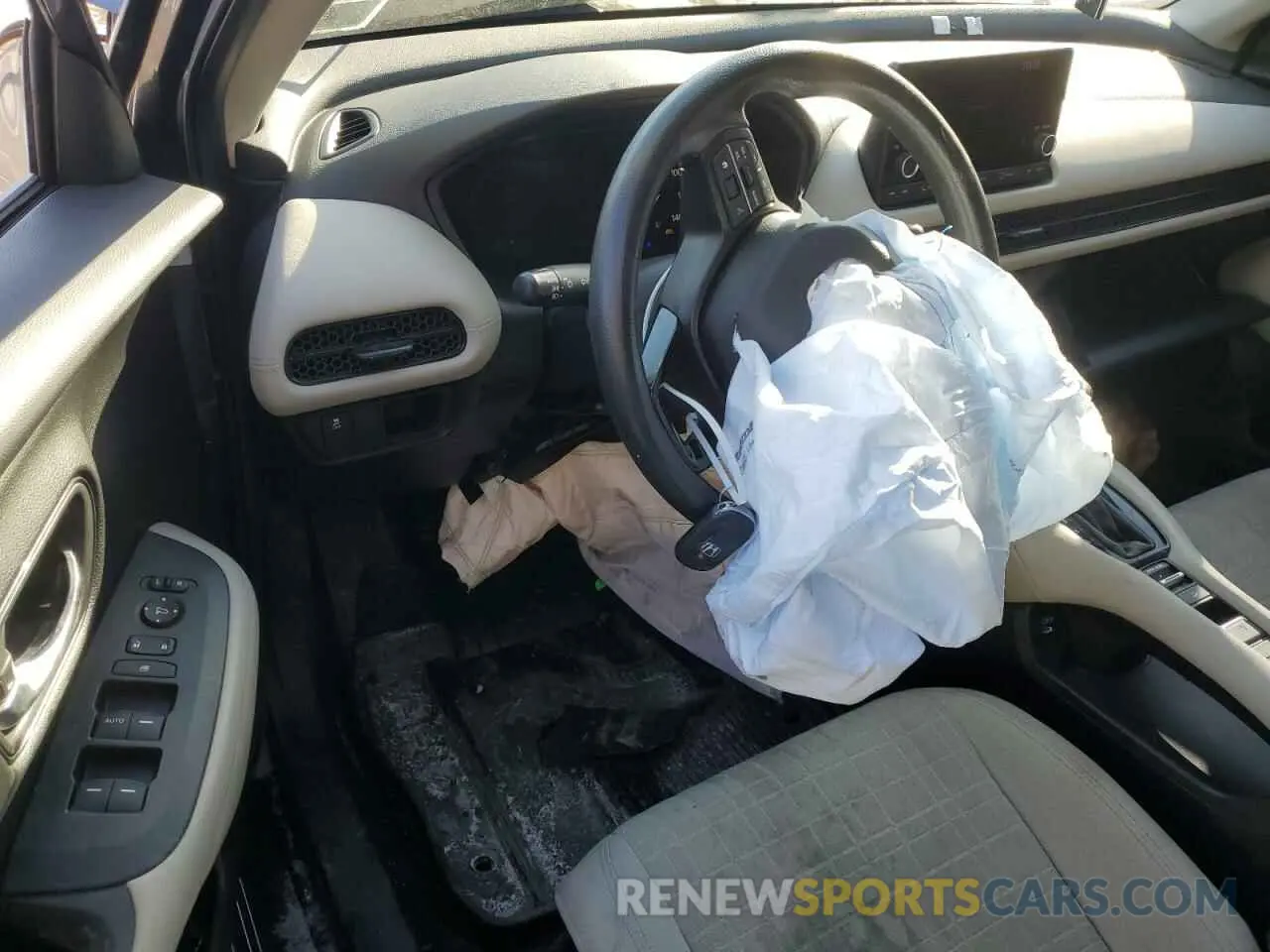 8 fotografías del automóvil dañado 3CZRZ2H30RM736416 HONDA HR-V 2024