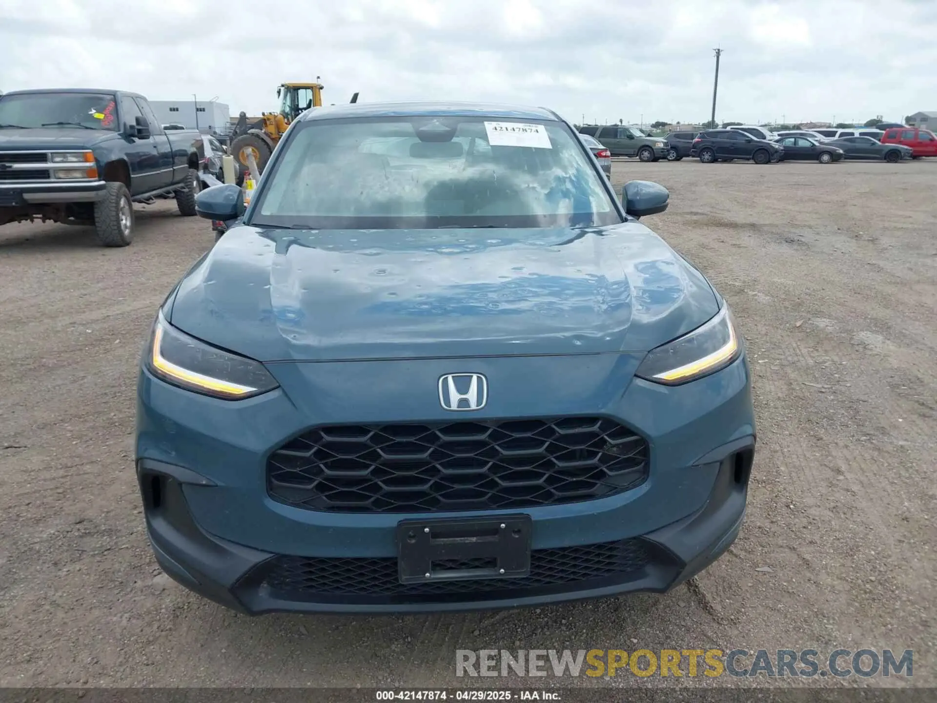 12 fotografías del automóvil dañado 3CZRZ2H30RM777970 HONDA HR-V 2024