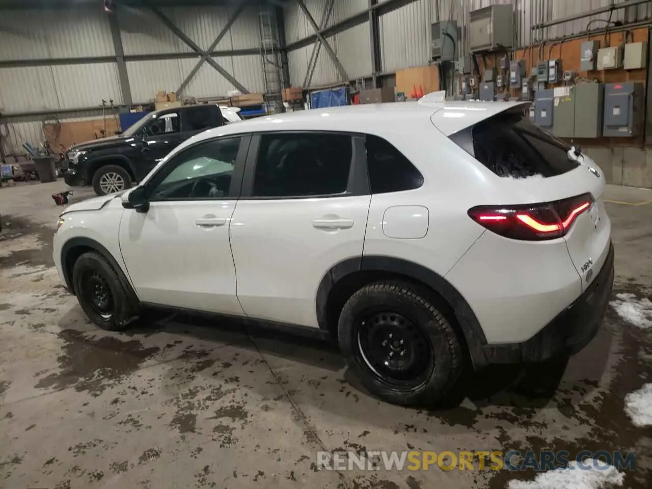 2 fotografías del automóvil dañado 3CZRZ2H34RM107354 HONDA HR-V 2024