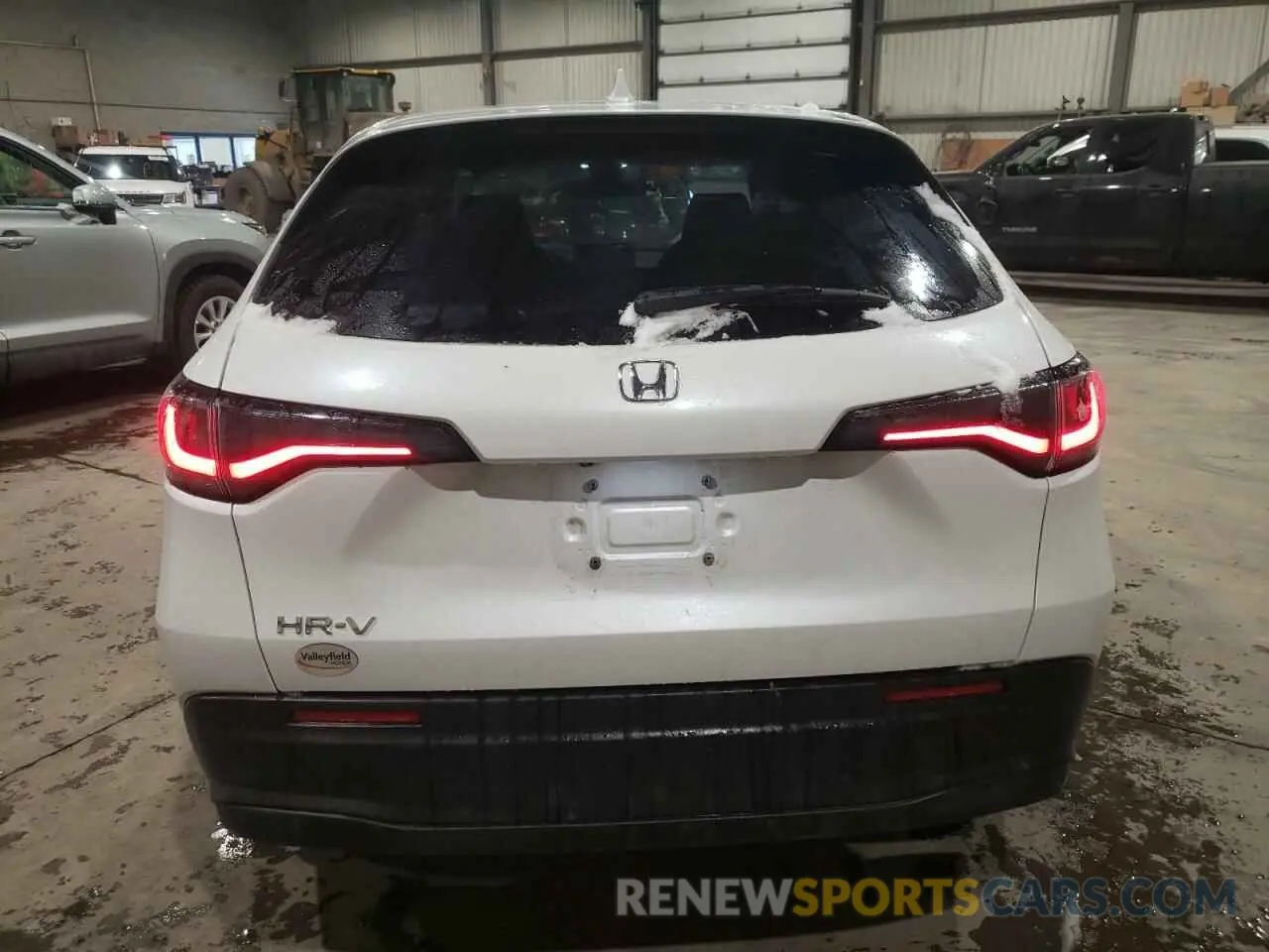 6 fotografías del automóvil dañado 3CZRZ2H34RM107354 HONDA HR-V 2024