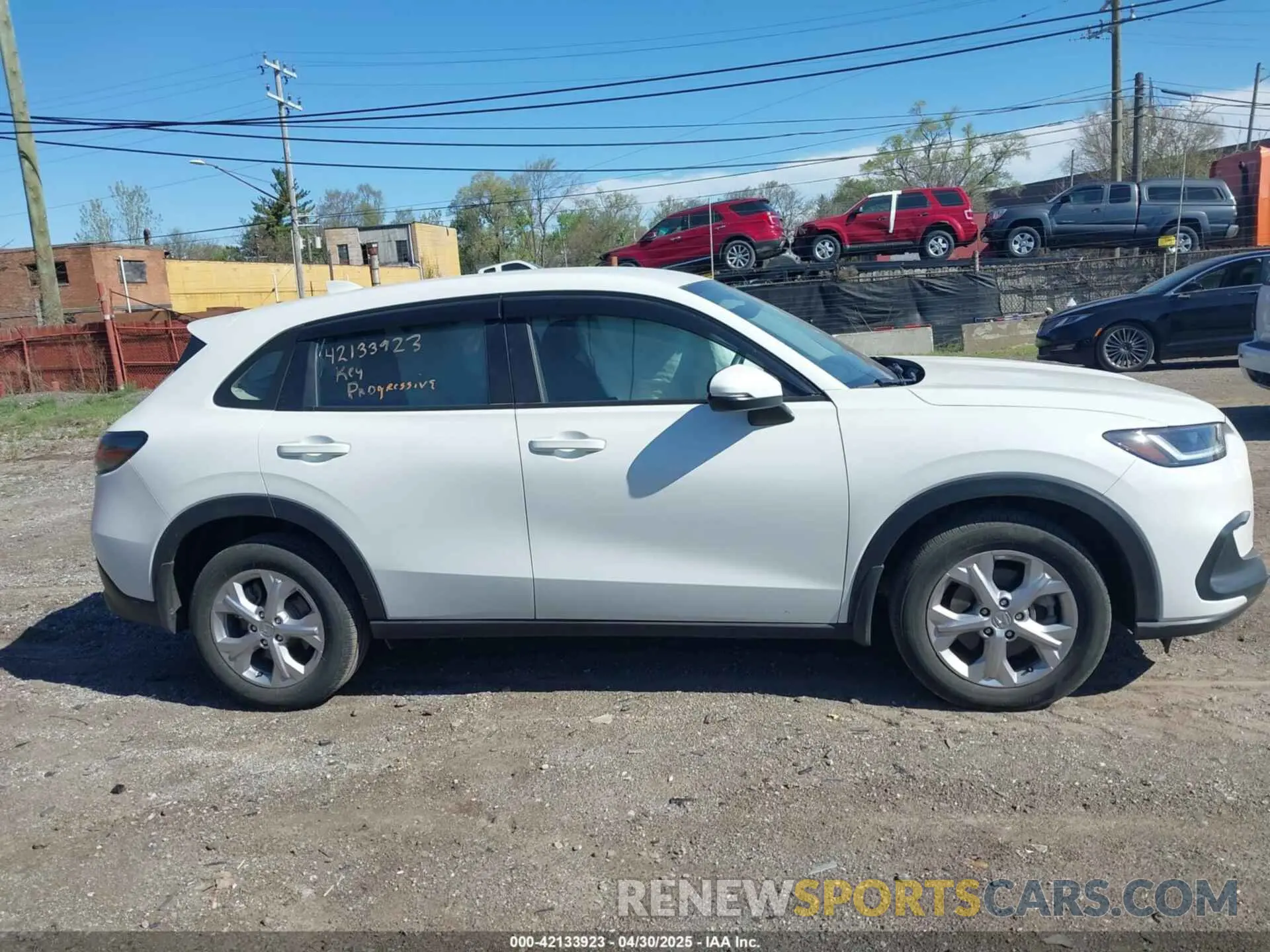 13 fotografías del automóvil dañado 3CZRZ2H34RM712345 HONDA HR-V 2024