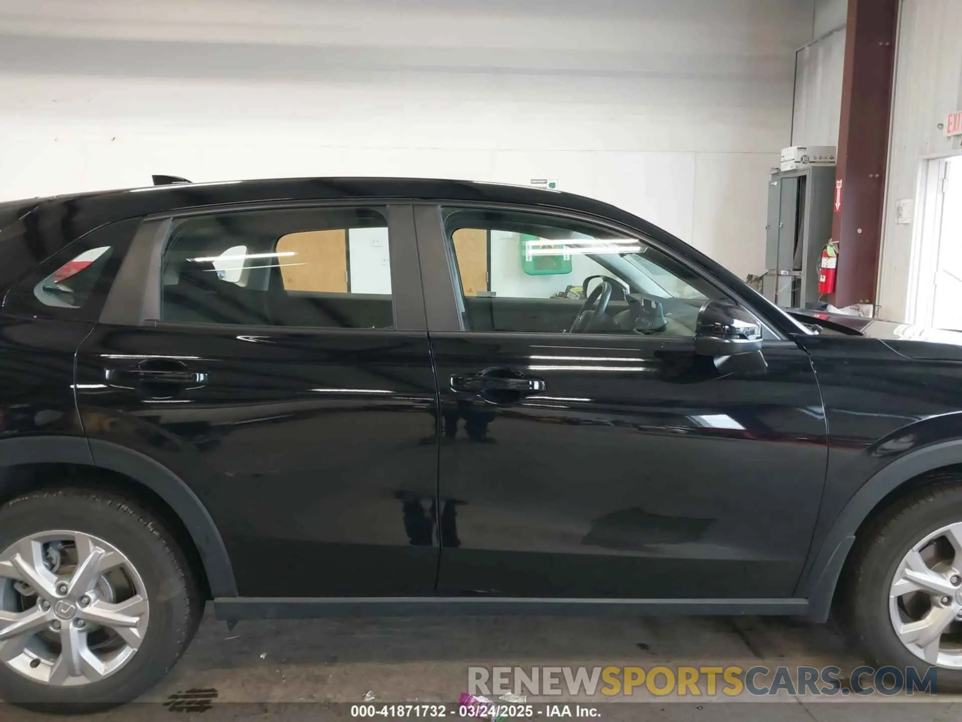 13 fotografías del automóvil dañado 3CZRZ2H34RM713799 HONDA HR-V 2024