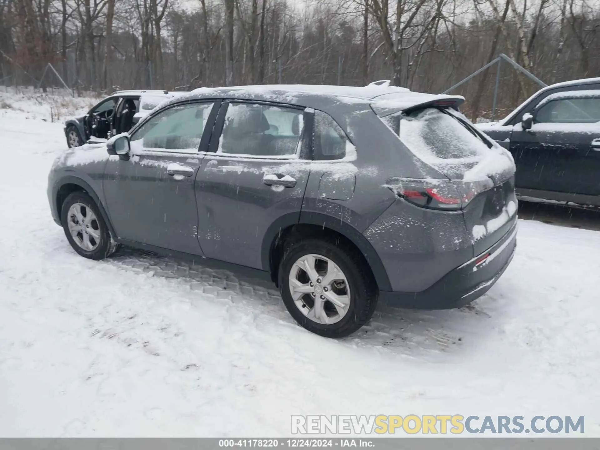 3 fotografías del automóvil dañado 3CZRZ2H36RM700522 HONDA HR-V 2024