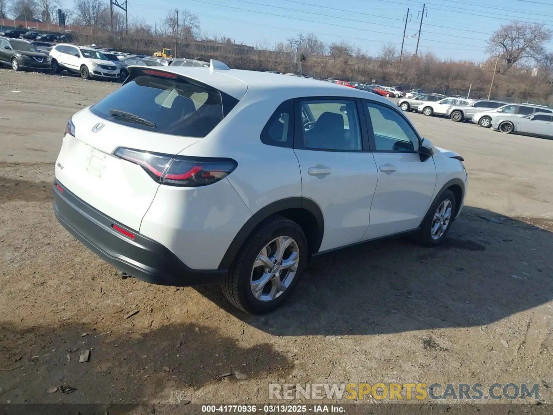 4 fotografías del automóvil dañado 3CZRZ2H36RM725419 HONDA HR-V 2024